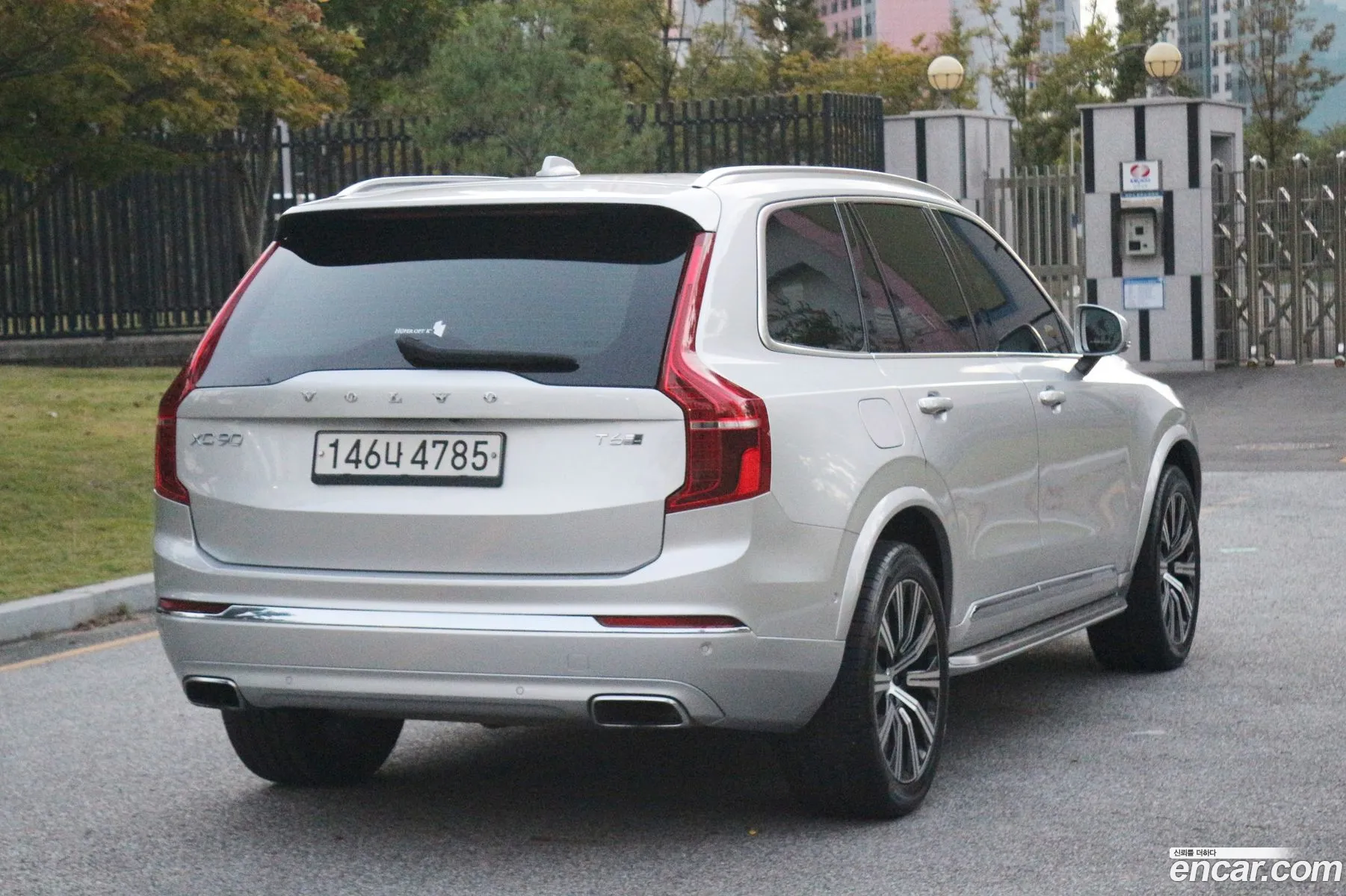 Volvo XC90 2020 — 19