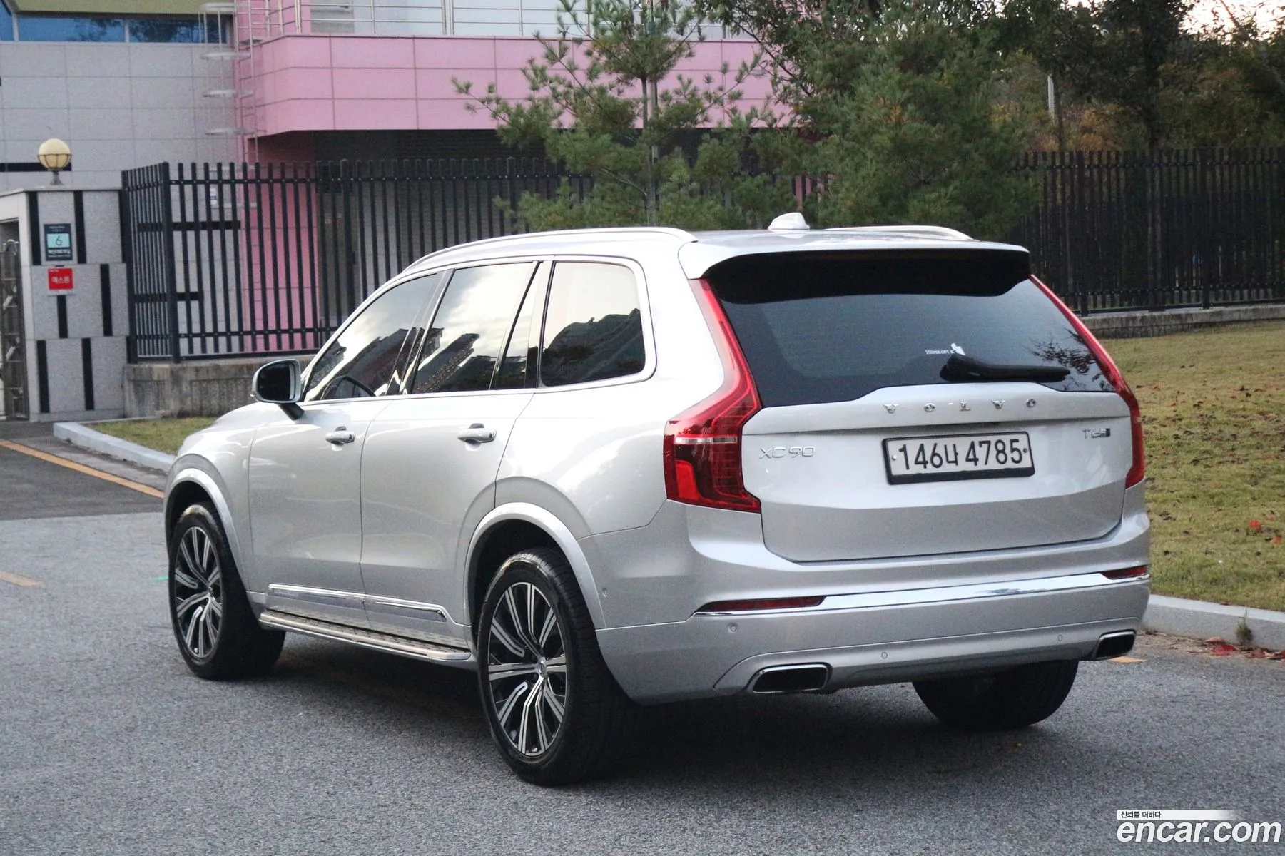 Volvo XC90 2020 — 3