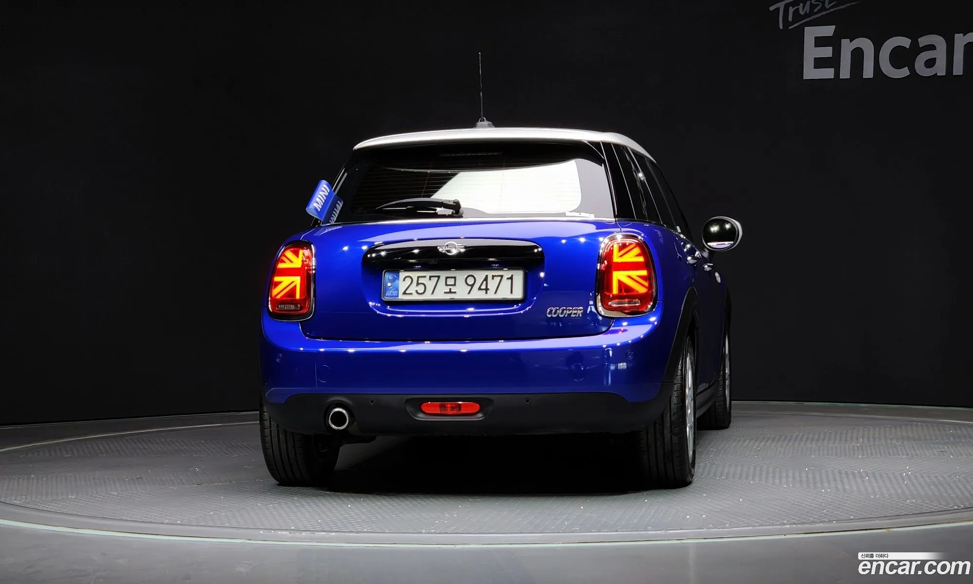 Mini Cooper 2020 — 19