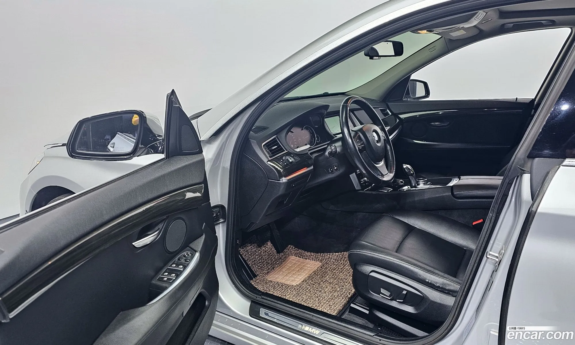 BMW 5 Series GT 2014 WBA5N2101ED495002 — 19