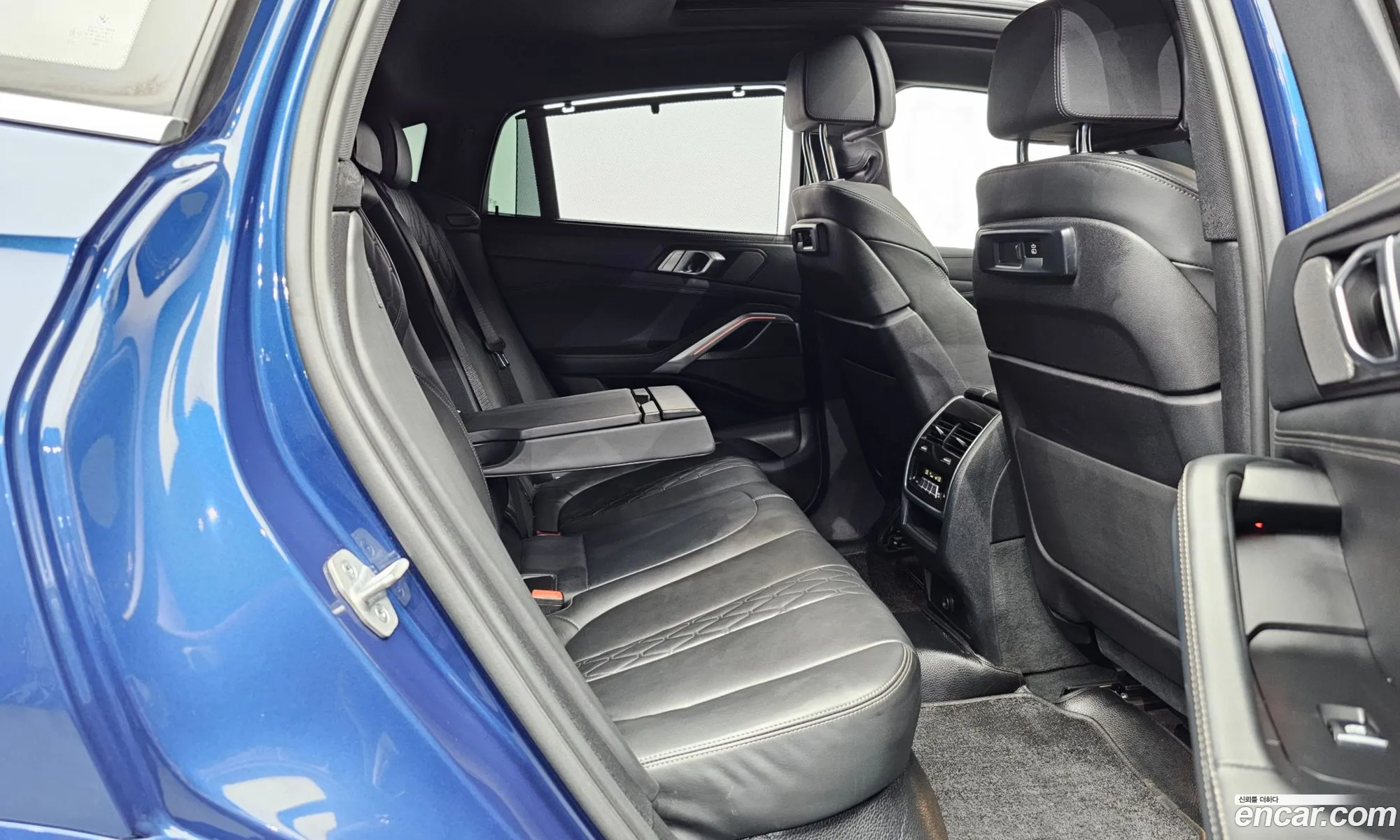 BMW X6 2023 — 12