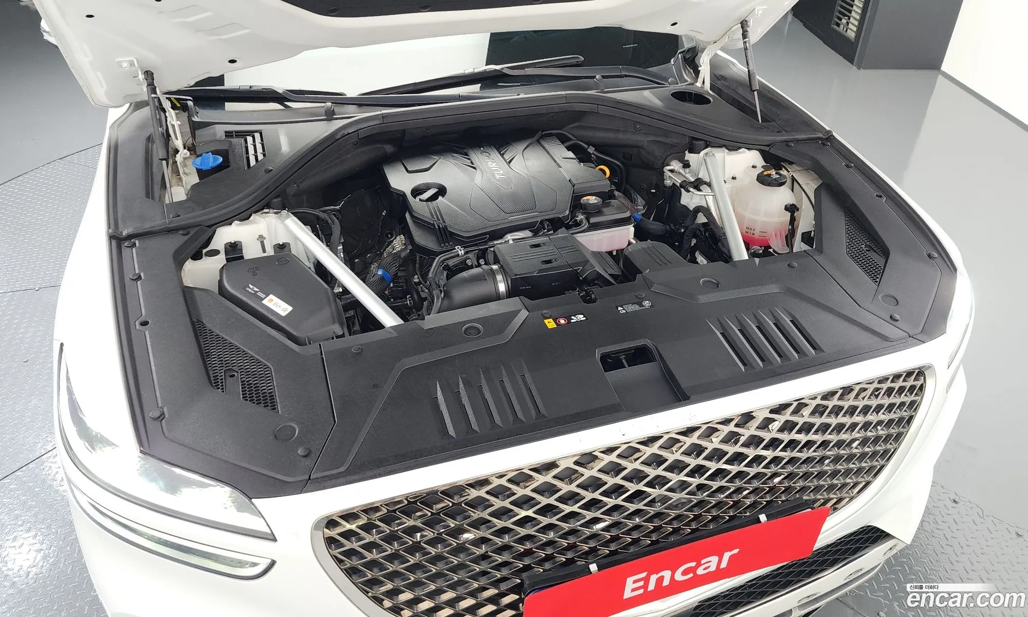Genesis GV70 2023 — 12