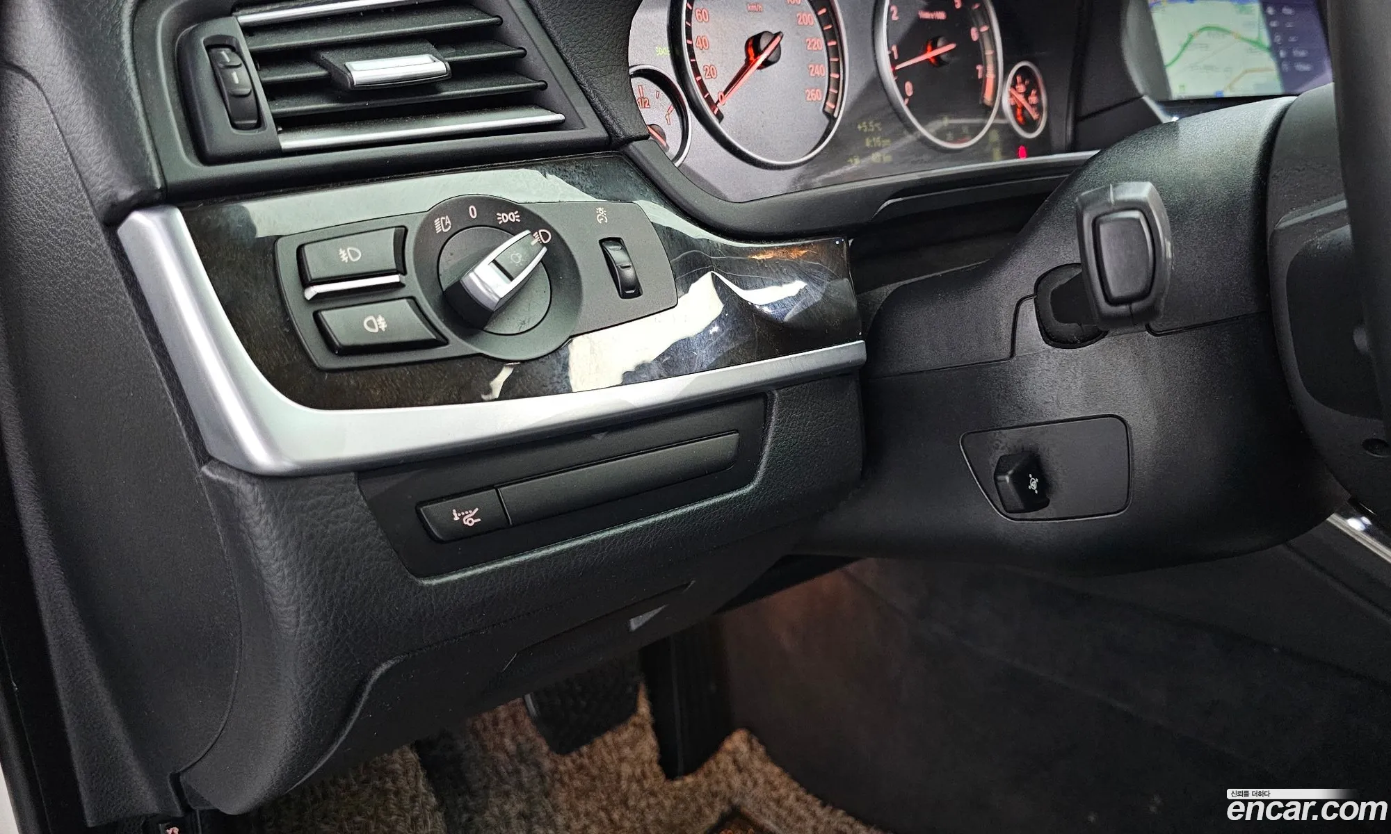 BMW 5 Series 2010 WBAFR110 — 12