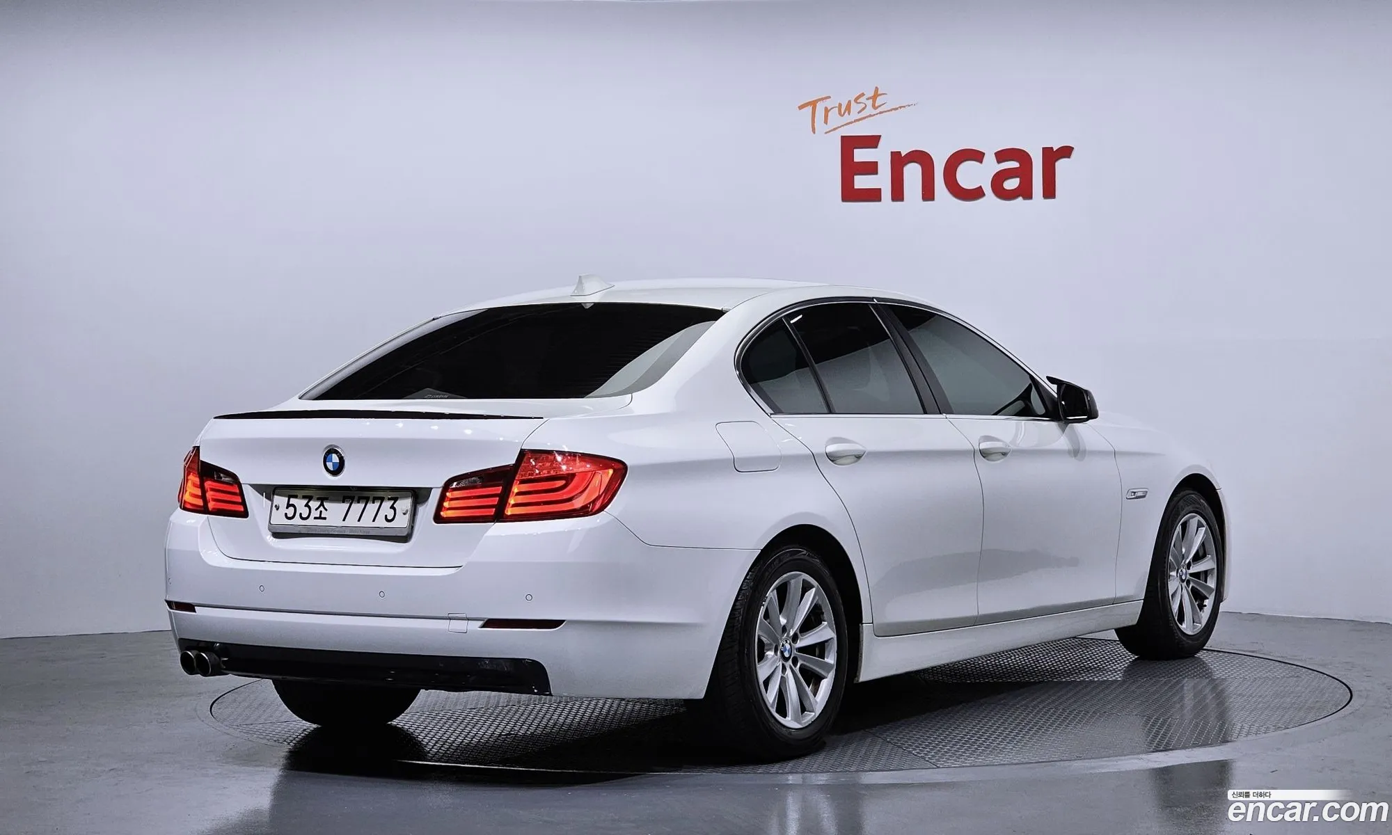 BMW 5 Series 2010 WBAFR110 — 5