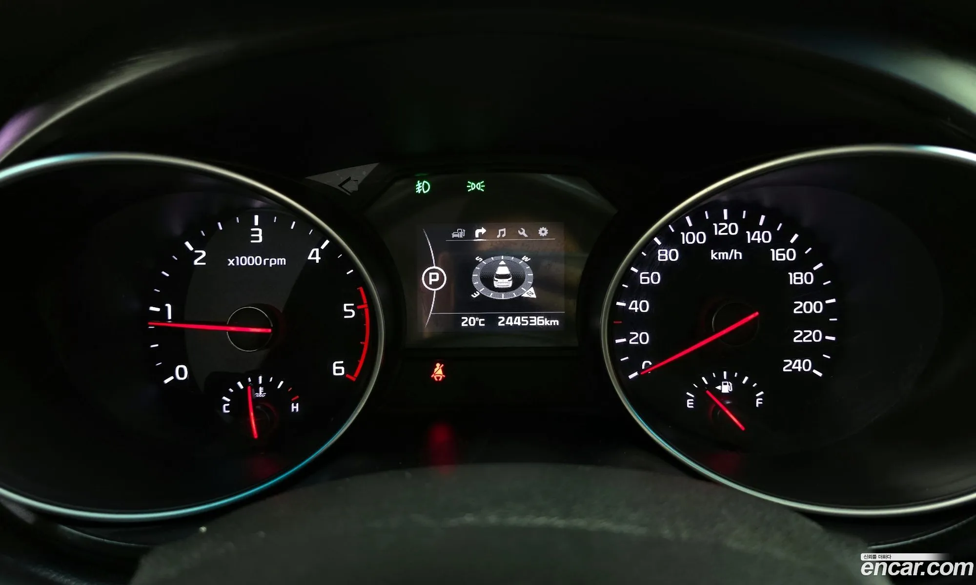 Kia Carnival 2014 — 13