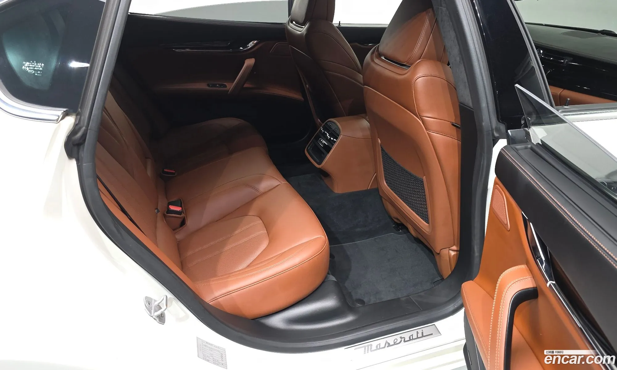 Maserati Quattroporte 2018 ZAM56YRG4J1290799 — 17