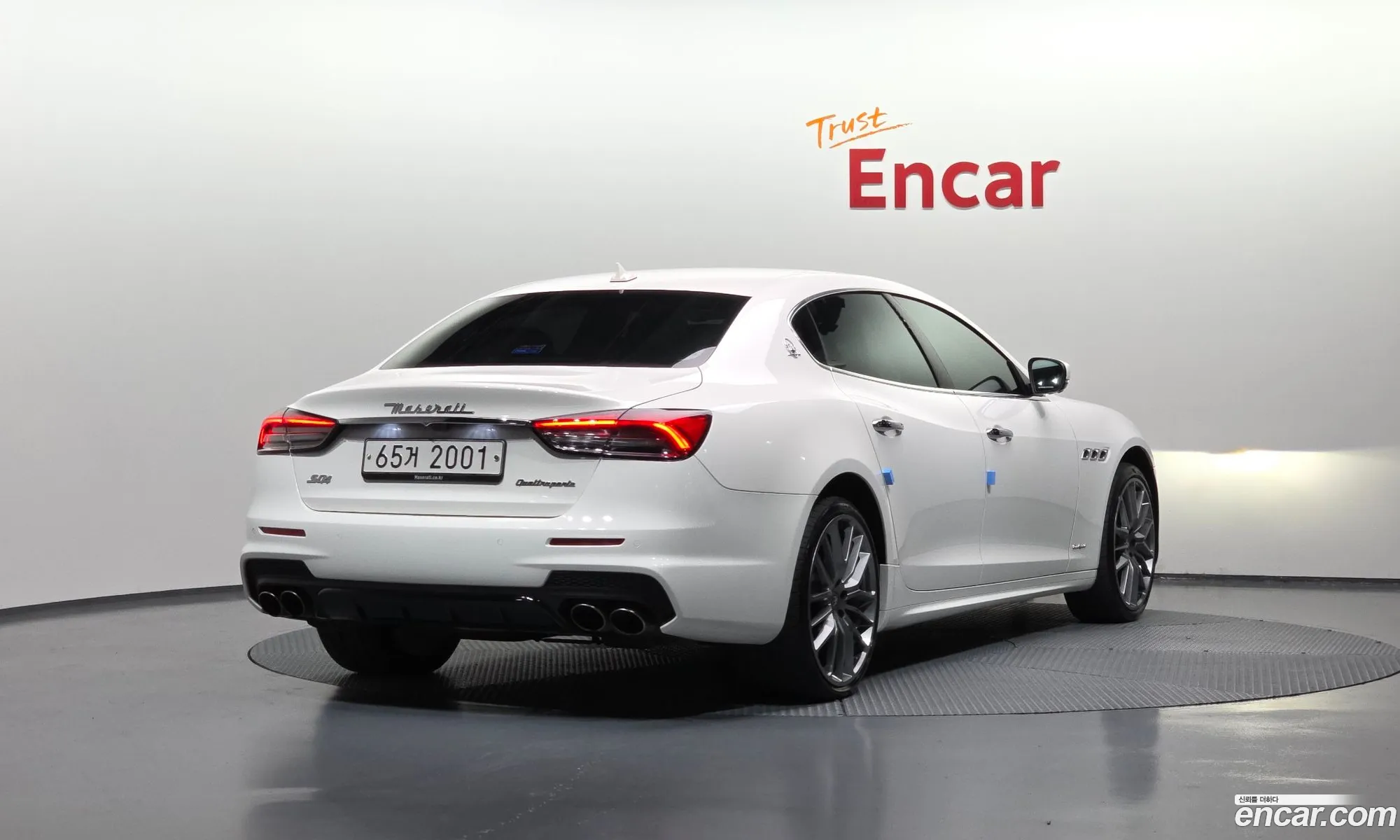 Maserati Quattroporte 2018 ZAM56YRG4J1290799 — 10