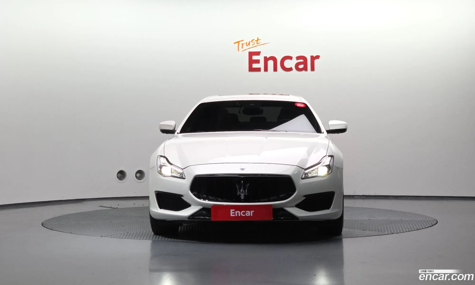 Maserati Quattroporte 2018 ZAM56YRG4J1290799 — 6