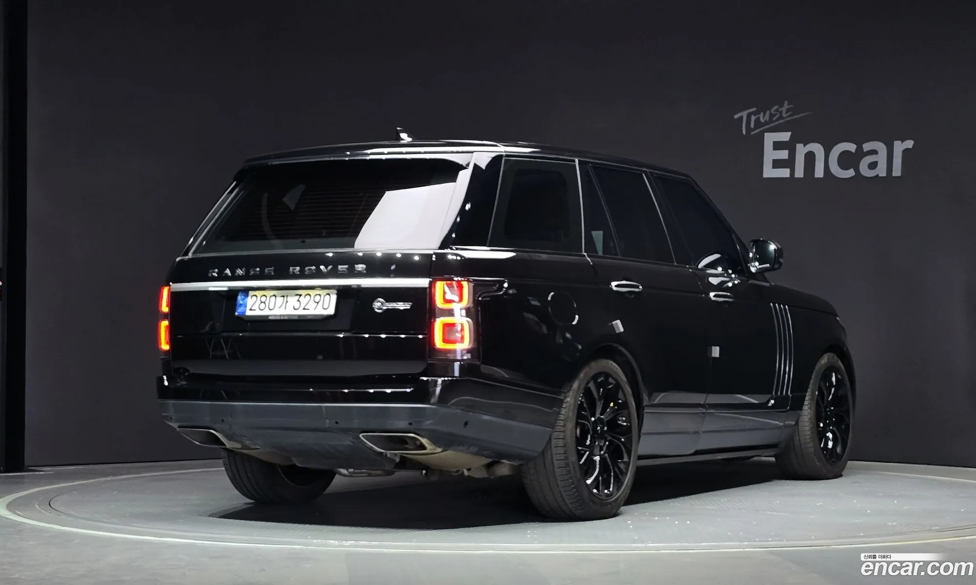 Land Rover Range Rover 2021 SALGA2BW — 11