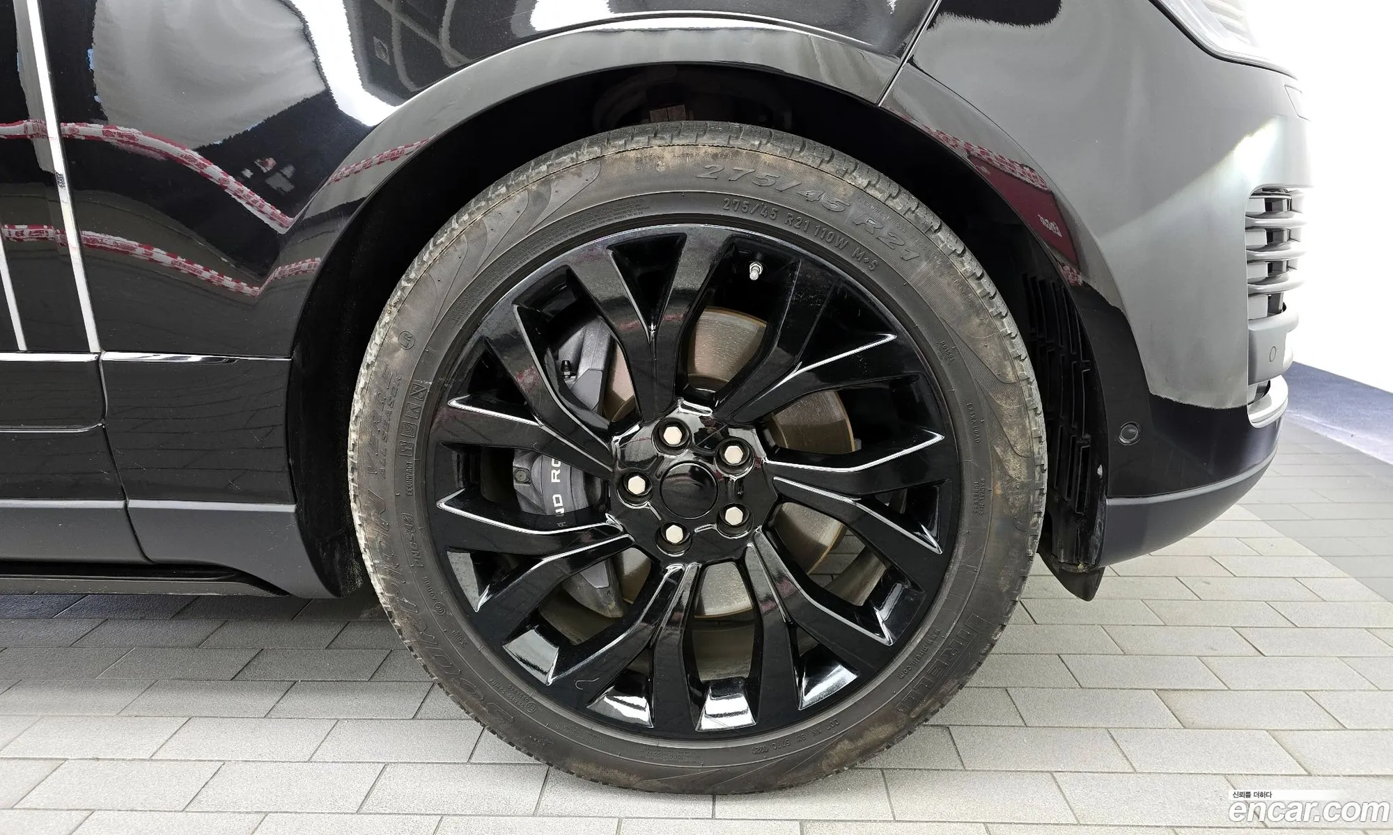 Land Rover Range Rover 2021 SALGA2BW — 3