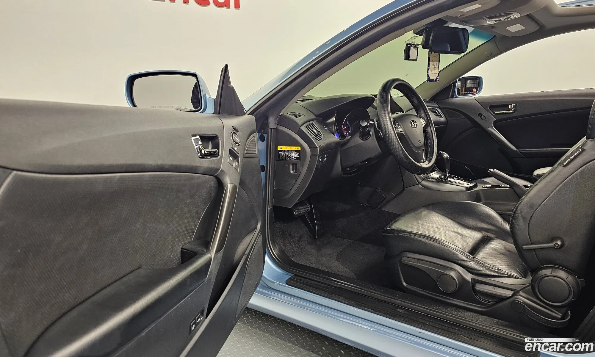 Hyundai Genesis Coupe 2010 — 19
