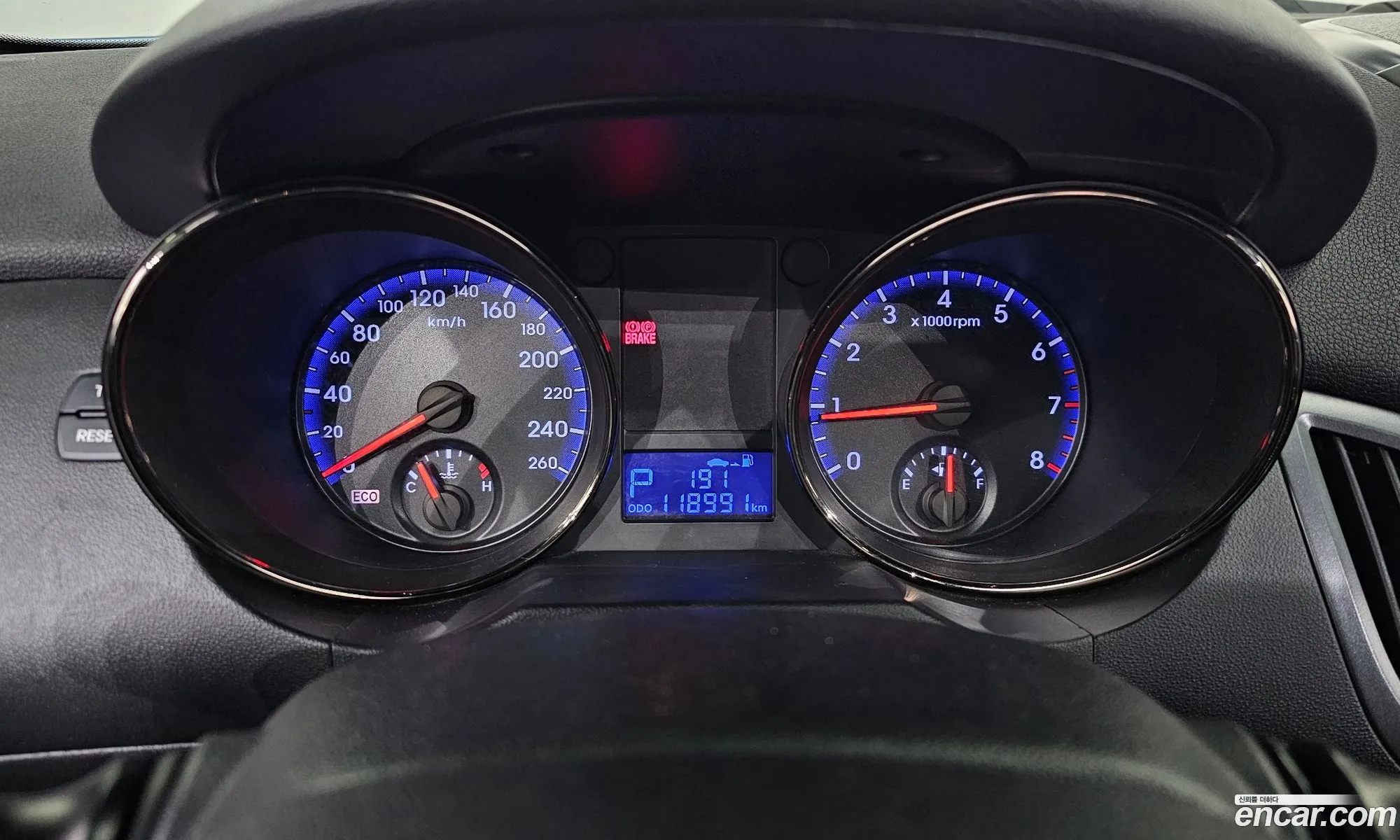 Hyundai Genesis Coupe 2010 — 11