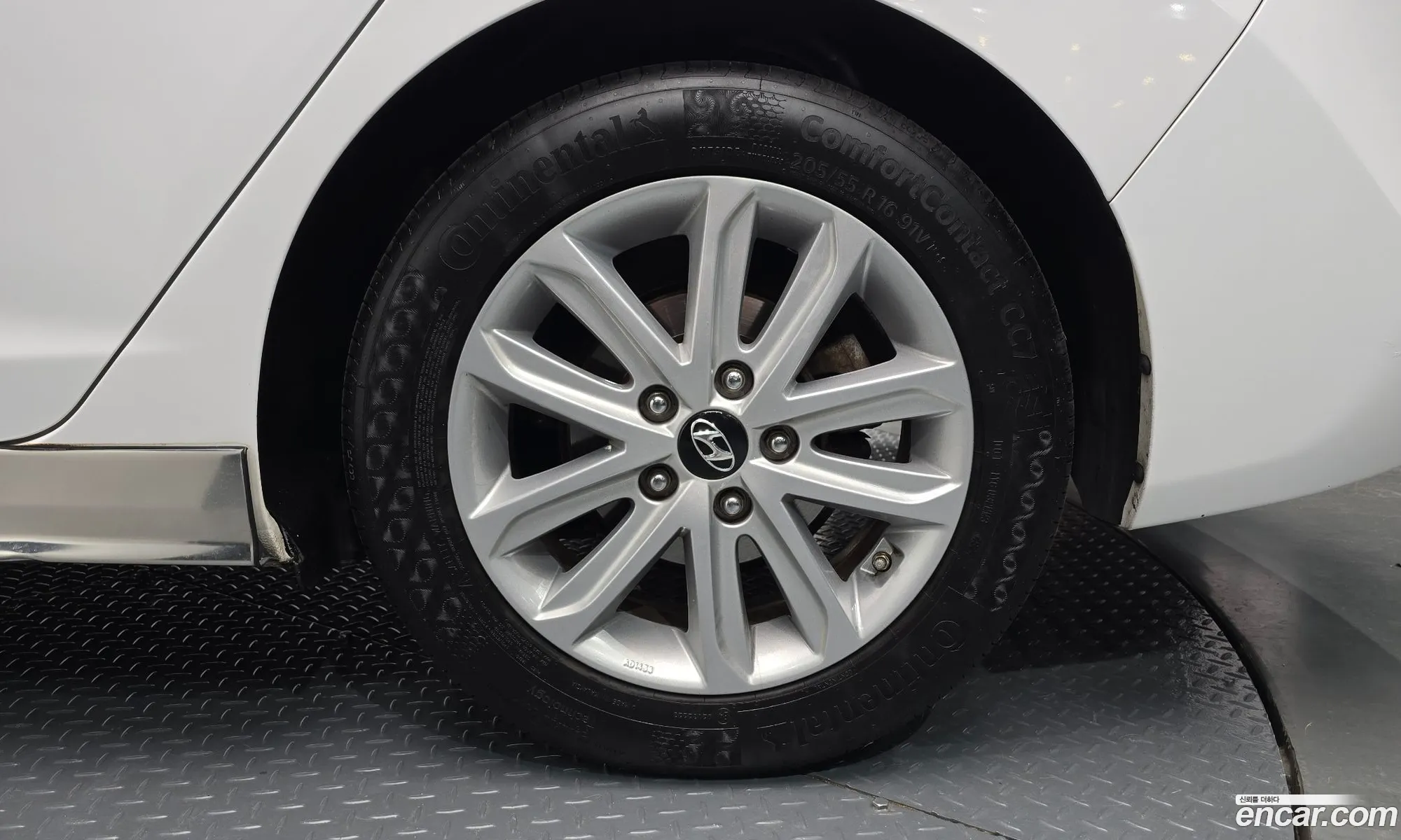 Hyundai Elantra 2015 — 2