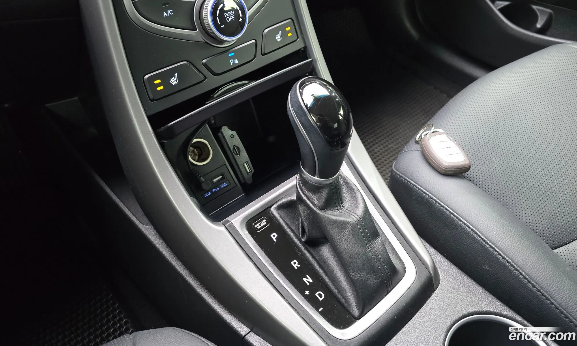 Hyundai Elantra 2015 — 19