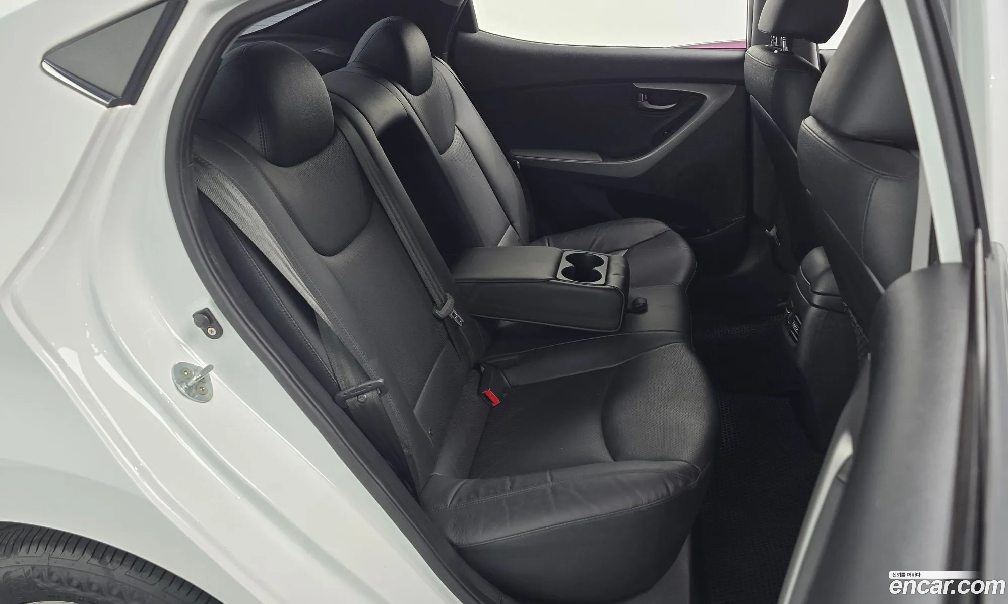 Hyundai Elantra 2015 — 6