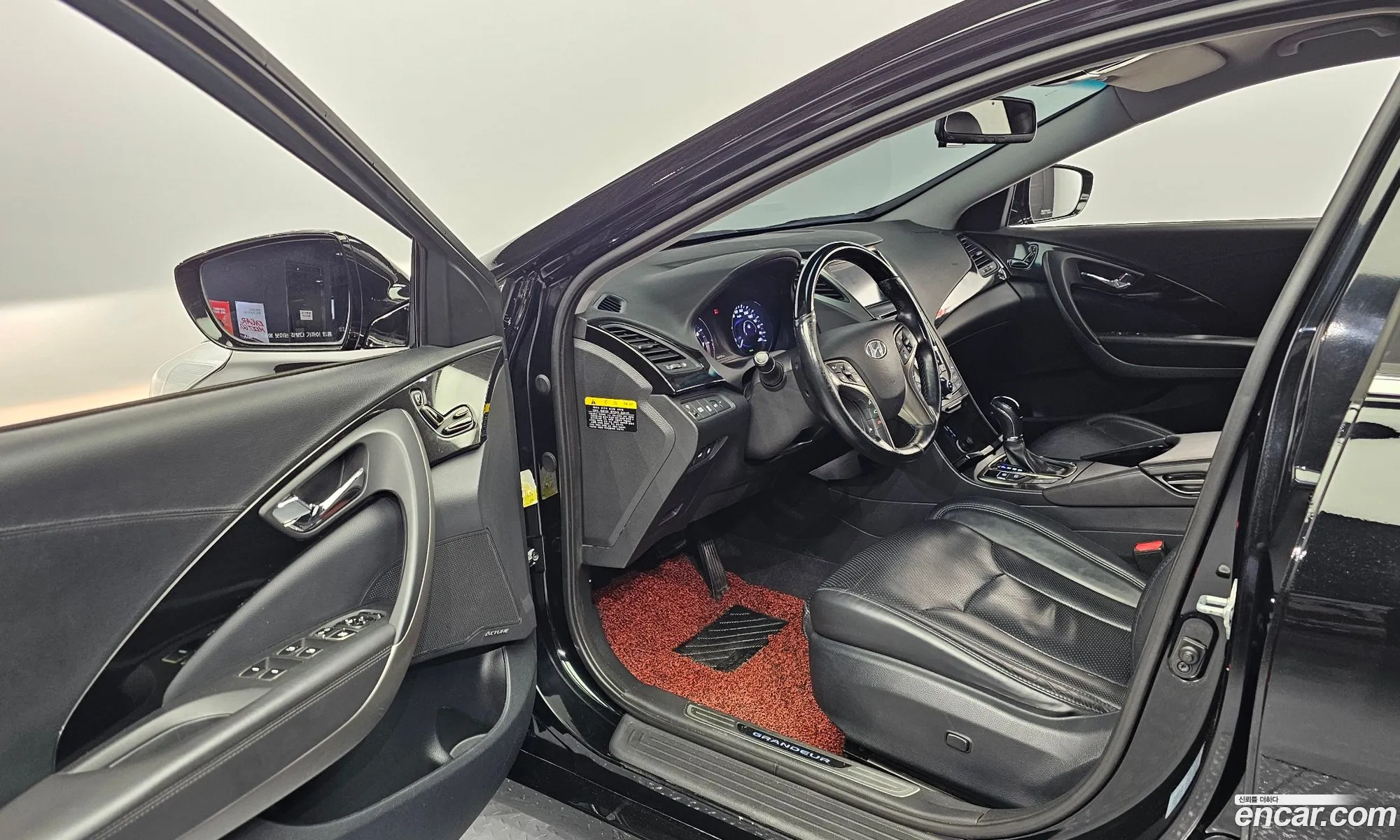 Hyundai Grandeur HG 2014 — 13