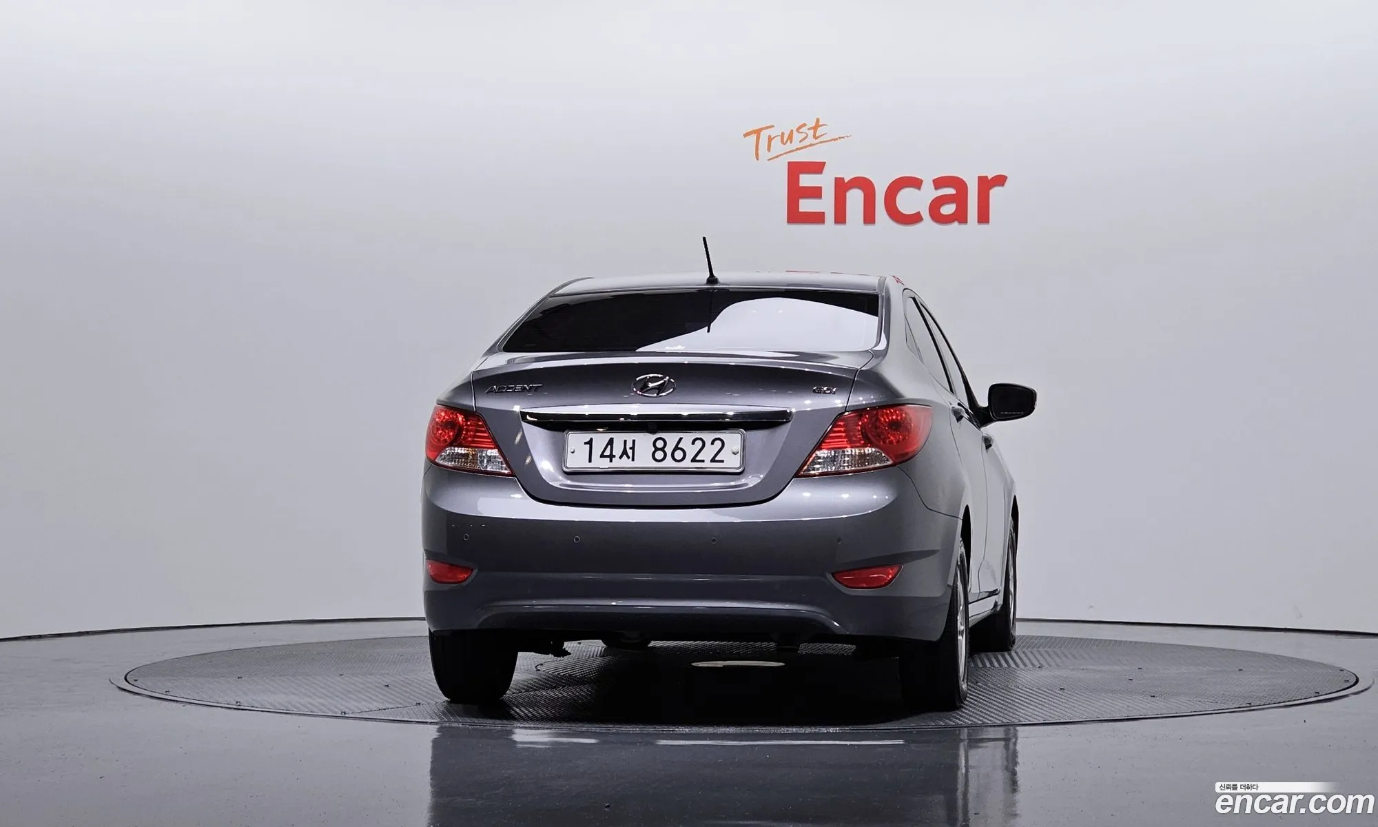 Hyundai Accent 2013 — 13