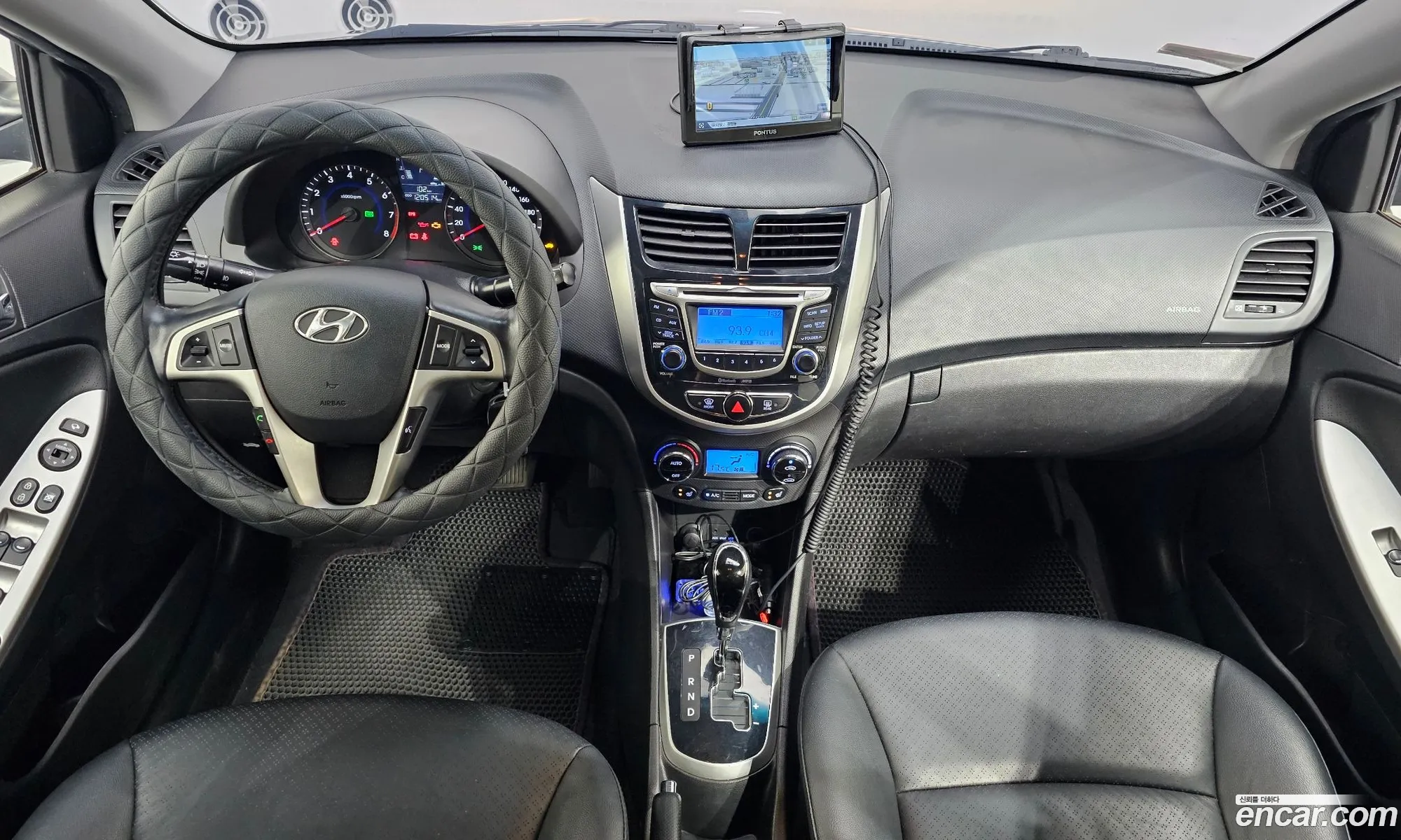 Hyundai Accent 2013 — 9