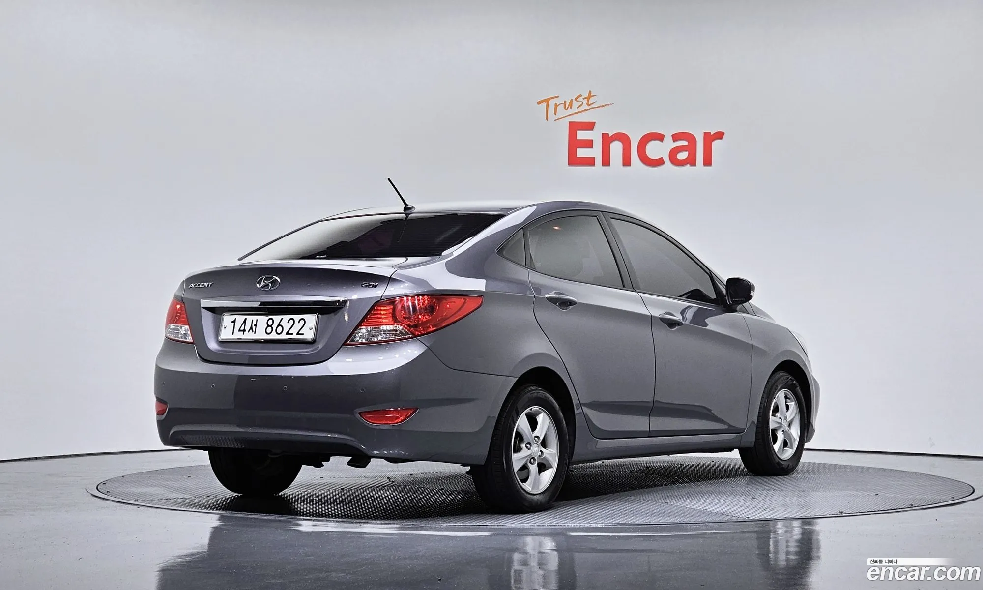 Hyundai Accent 2013 — 5