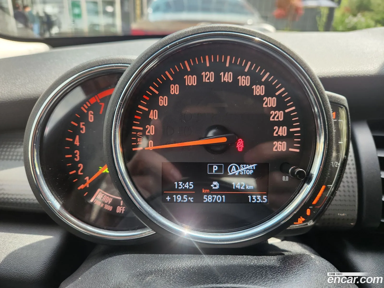 Mini Cooper 2019 — 3