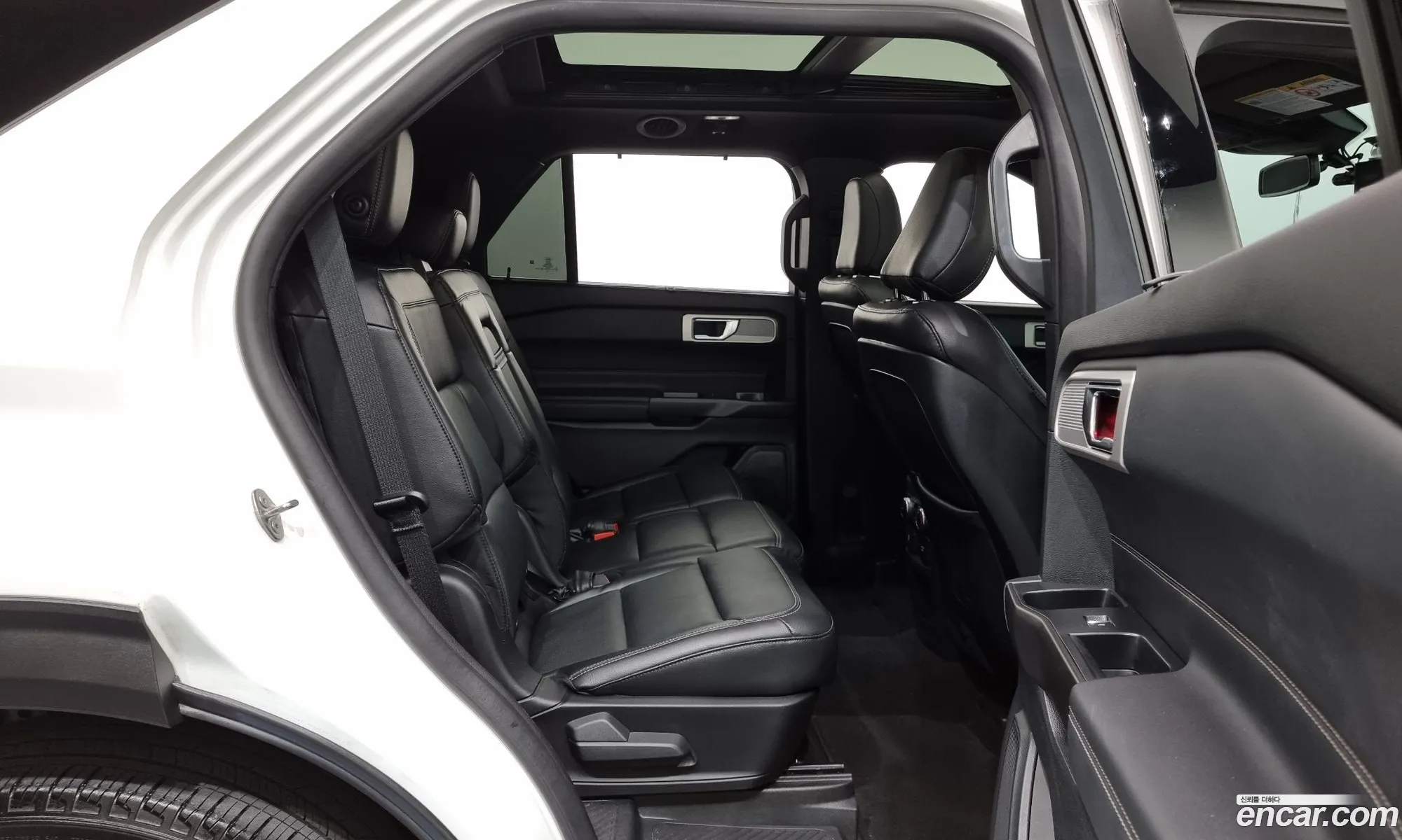 Ford Explorer 6th Gen 2020 1FMSK8FH8LGC11839 — 5