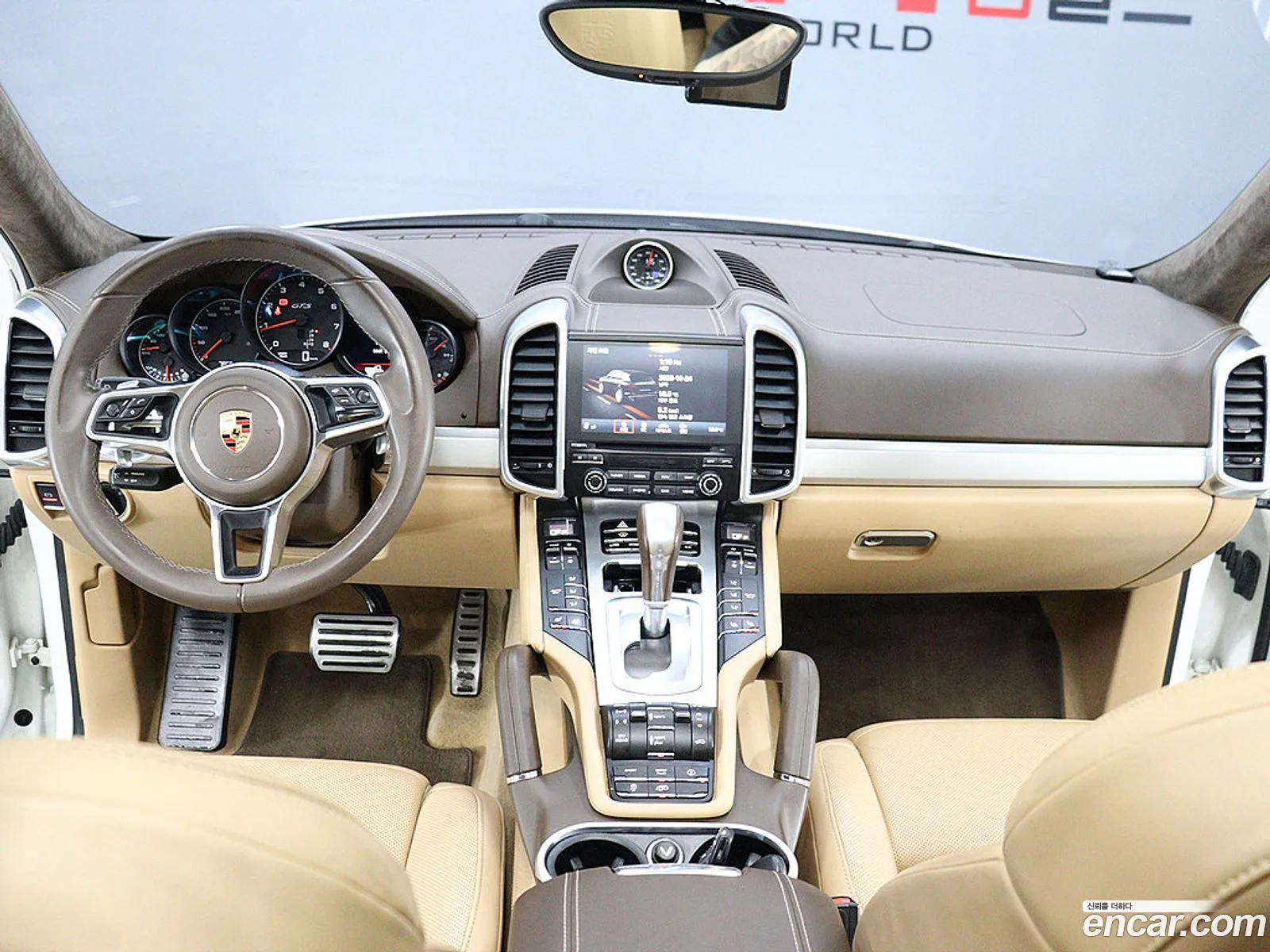Porsche Cayenne 2018 — 19