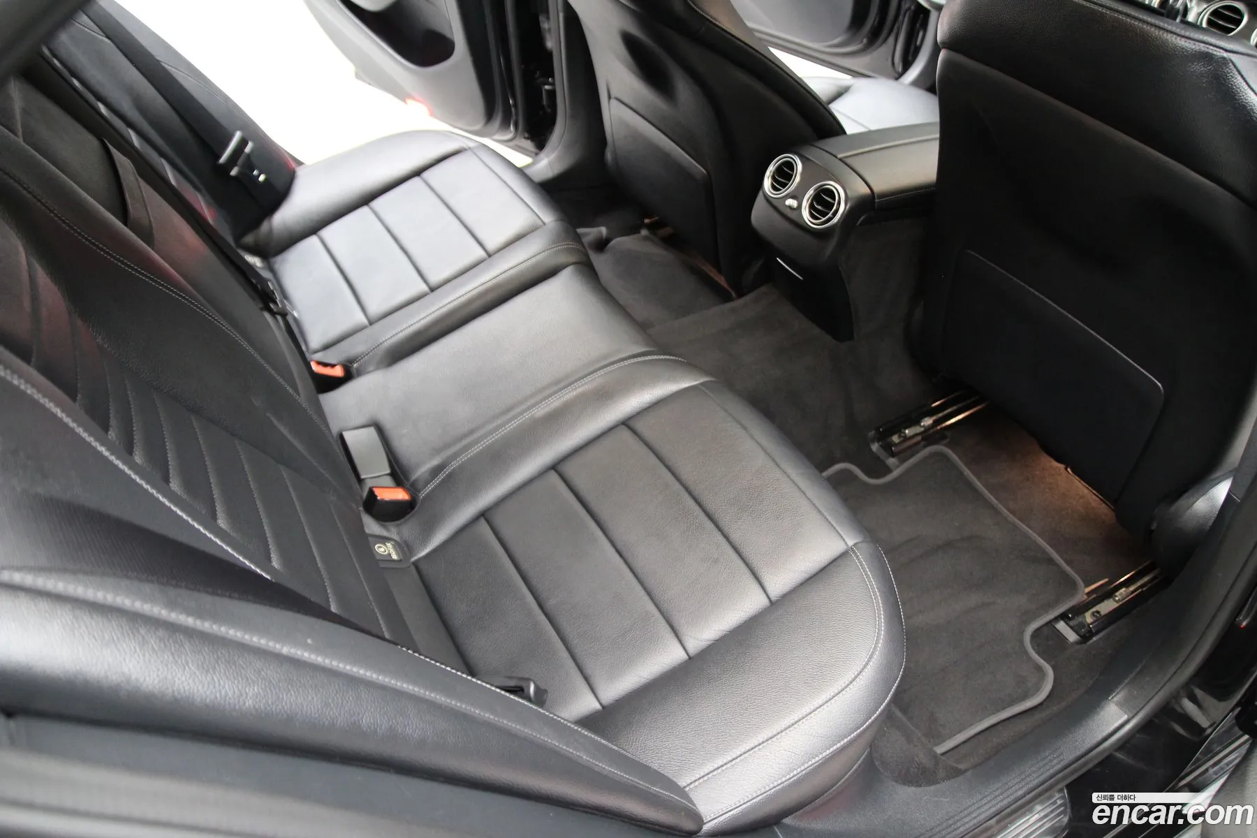 Mercedes-Benz E-Class W213 2018 — 9