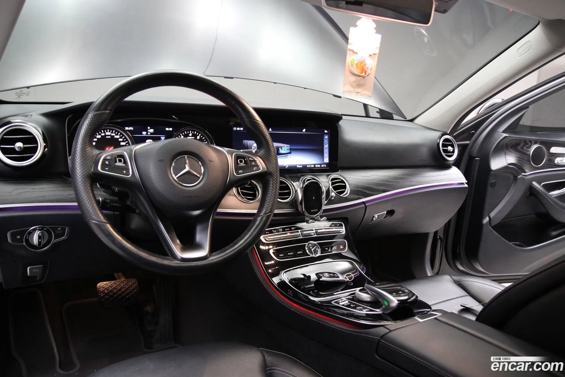 Mercedes-Benz E-Class W213 2018 — 10