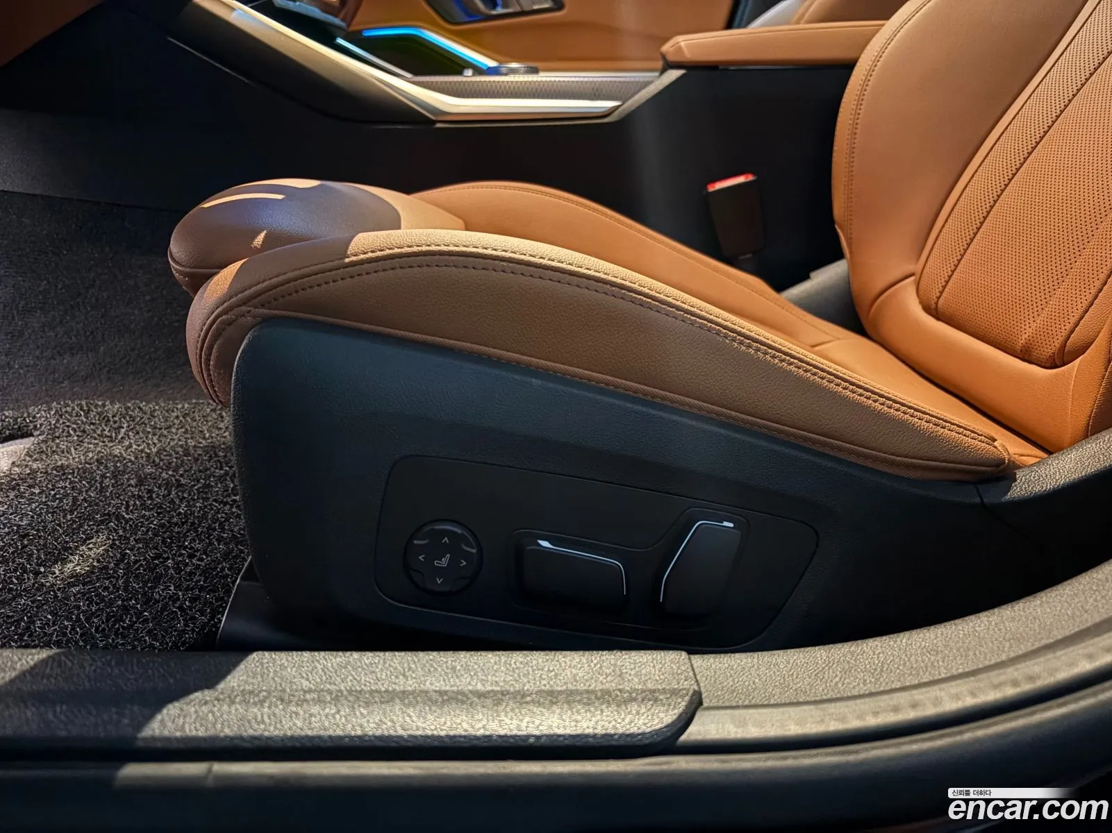 BMW 3 Series 2025 — 3