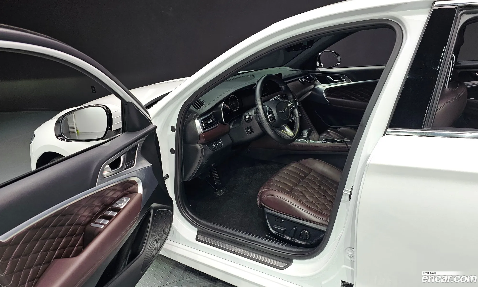 Genesis G70 2021 — 12