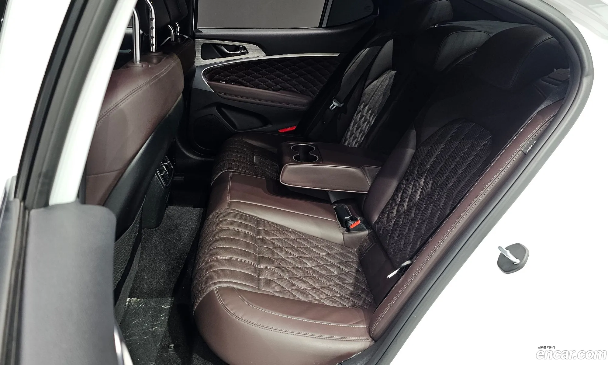 Genesis G70 2021 — 10