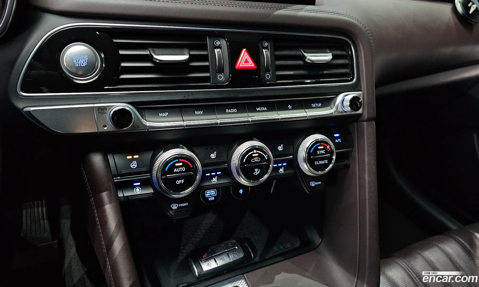 Genesis G70 2021 — 13