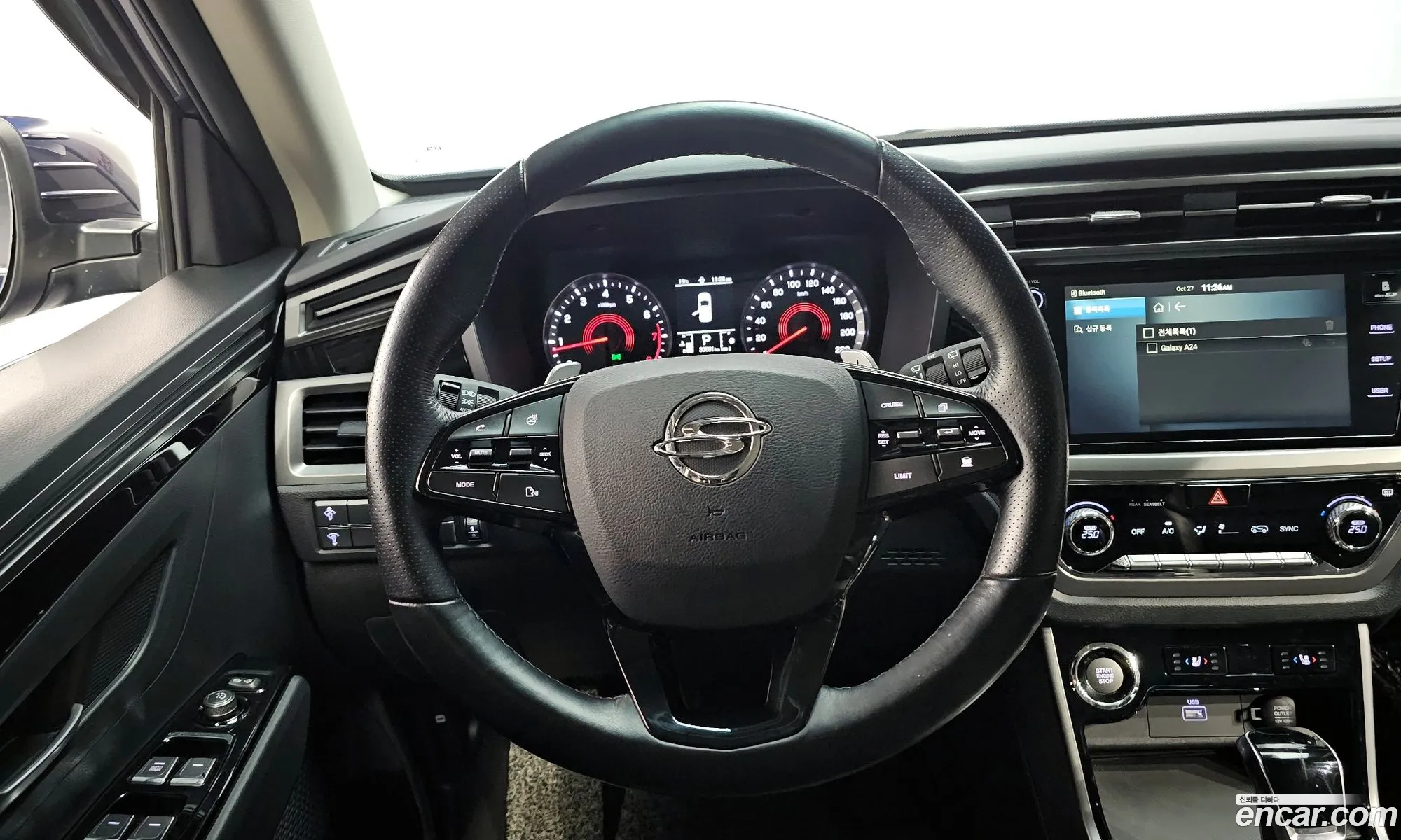 KG Mobility (SsangYong) Beautiful Korando 2020 — 12