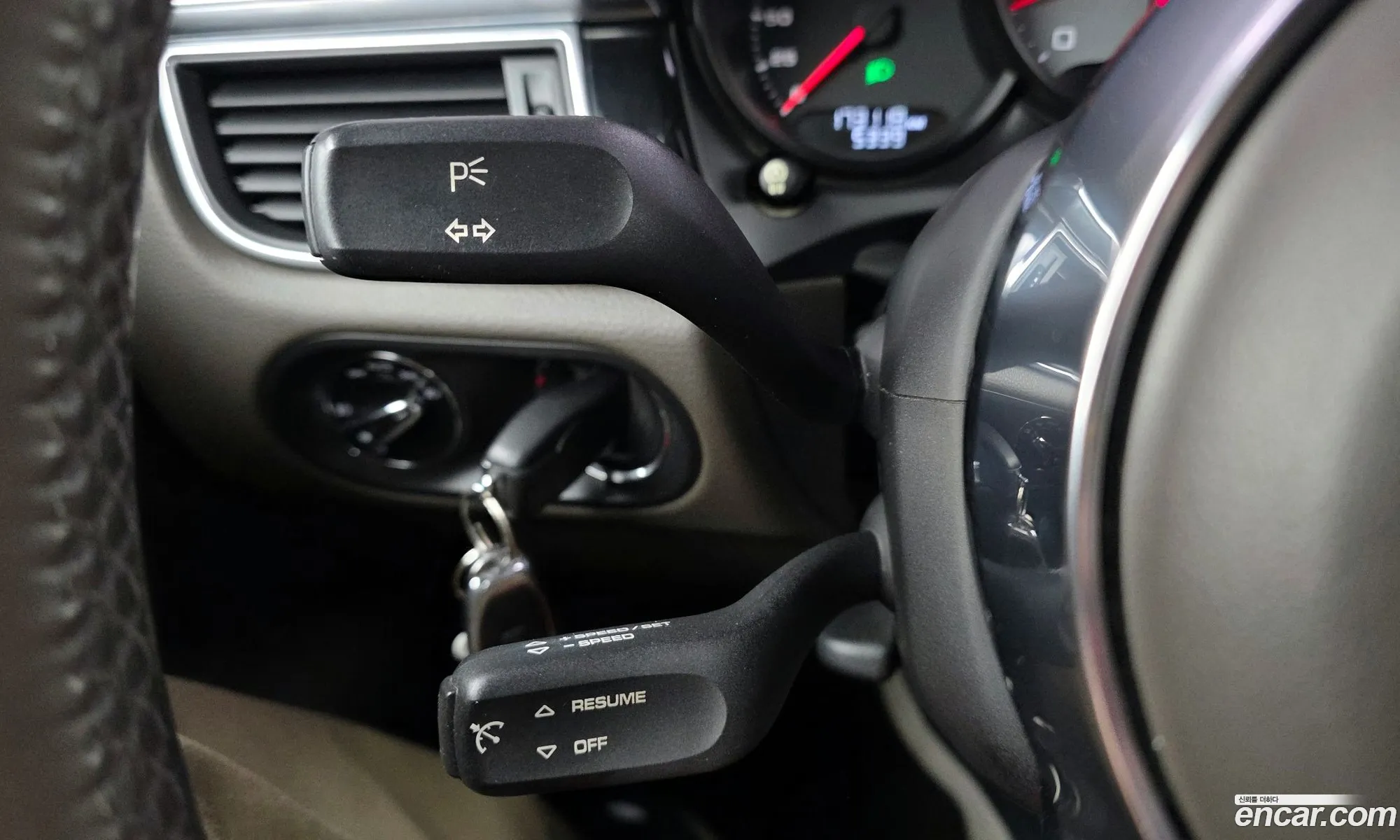 Porsche Macan 2015 WP1AB2A52FLB72136 — 10