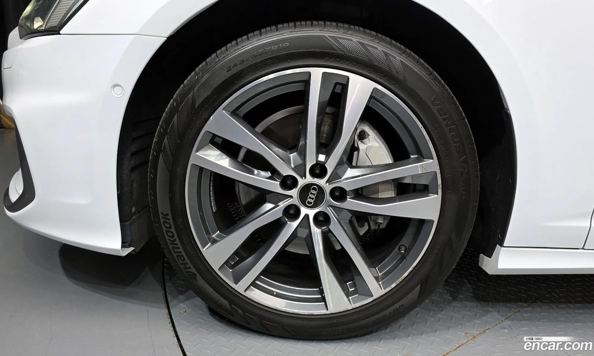Audi A6 2022 — 11