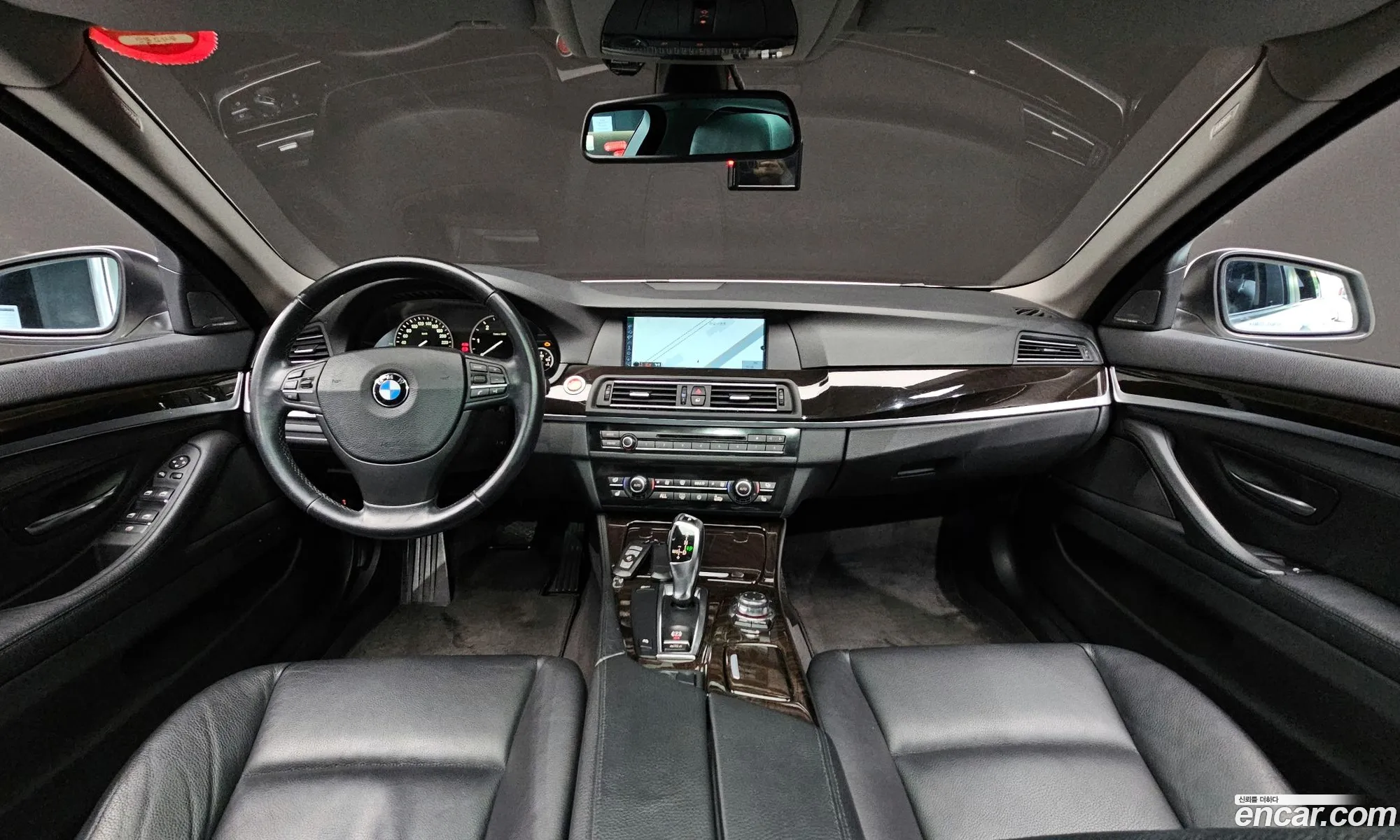 BMW 5 Series 2011 WBAFW1105BC664158 — 8