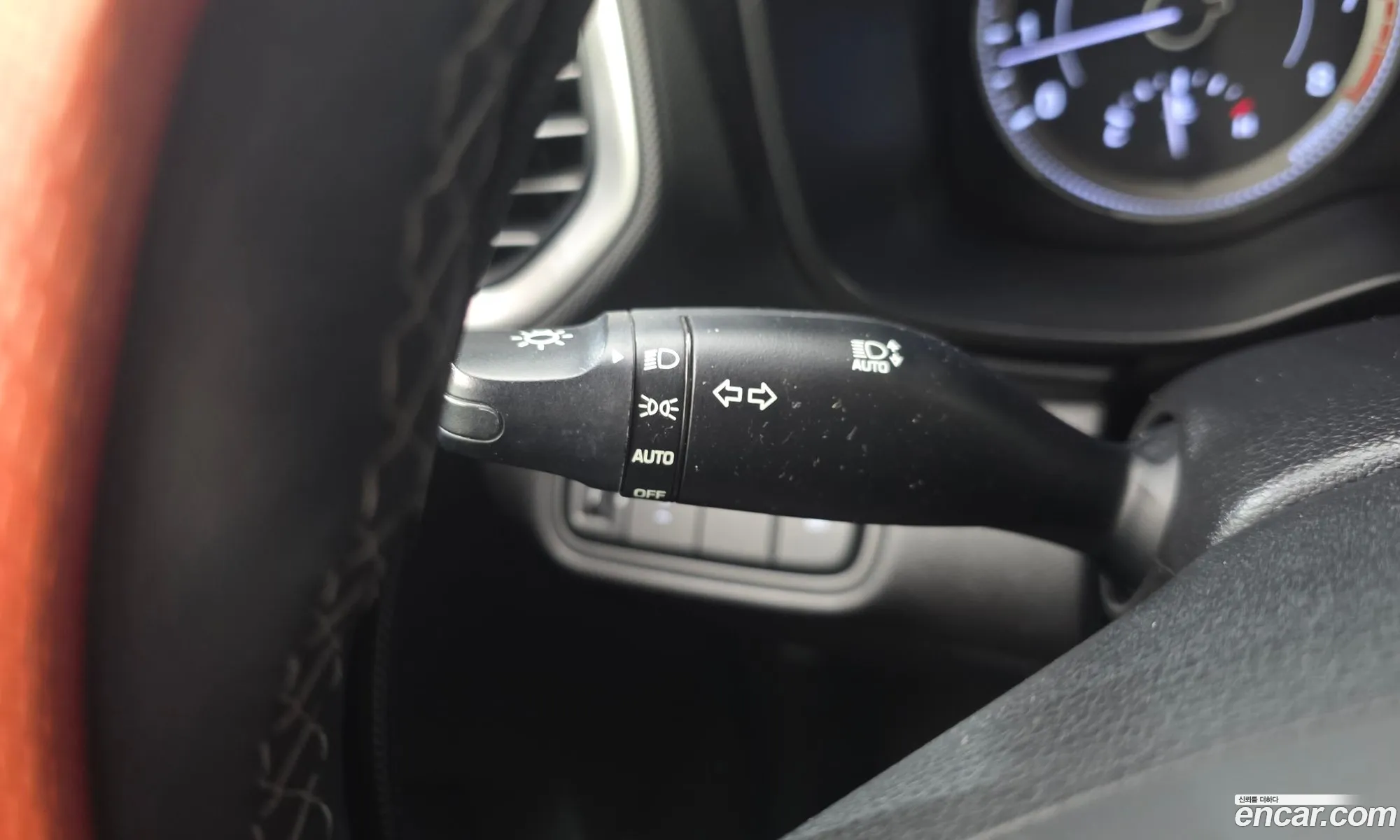 Hyundai Venue 2019 — 23