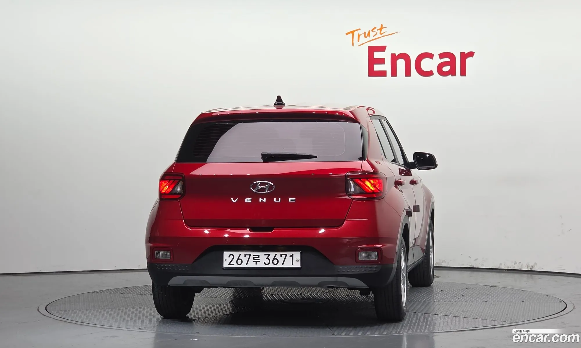 Hyundai Venue 2019 — 18
