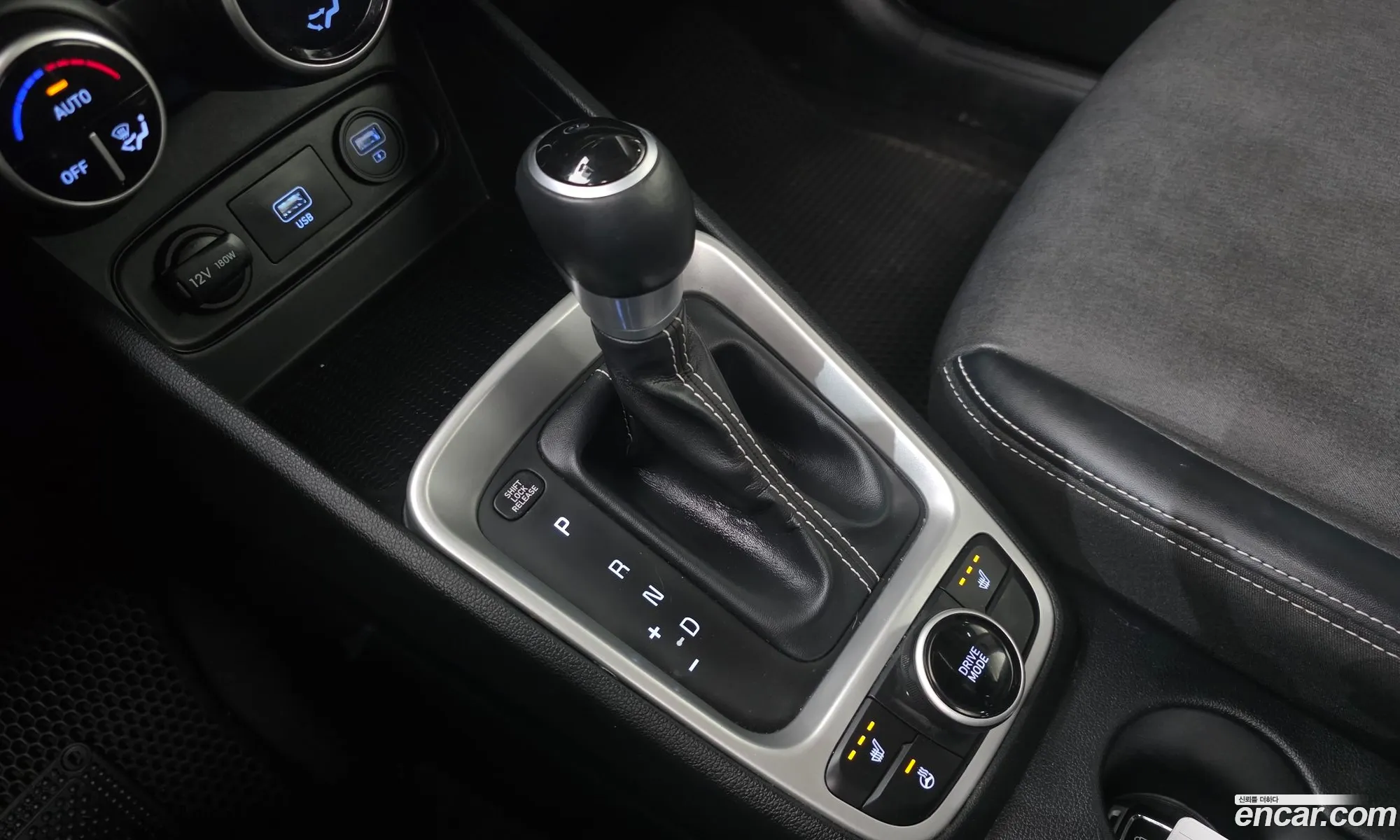 Hyundai Venue 2019 — 9