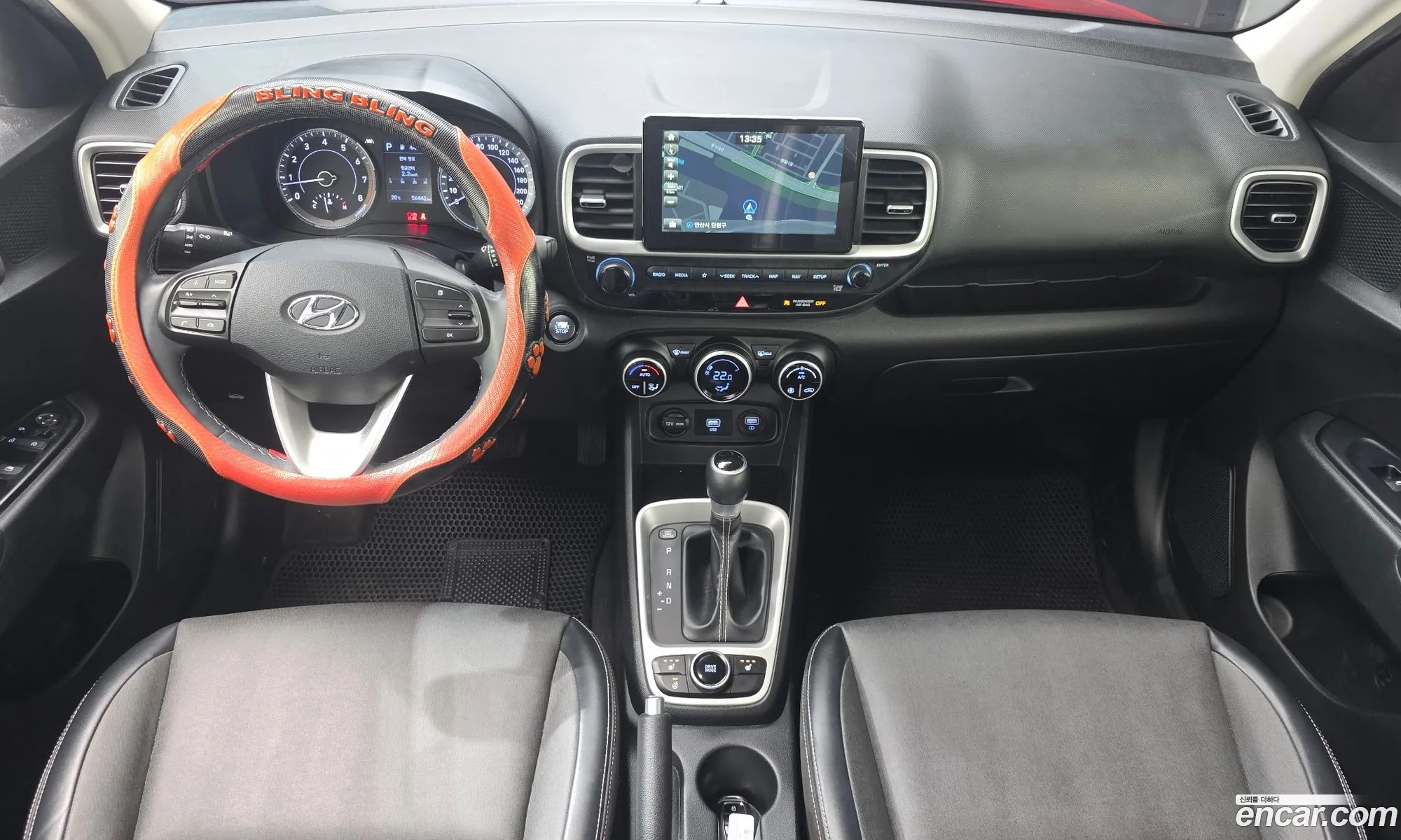 Hyundai Venue 2019 — 21