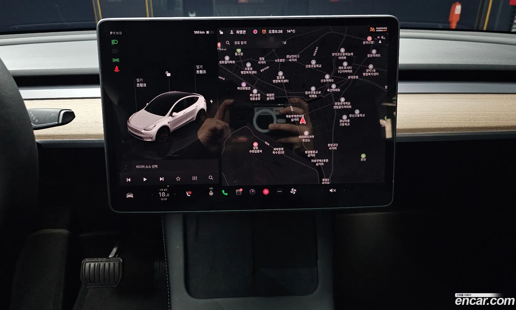 Tesla Model Y 2022 — 2