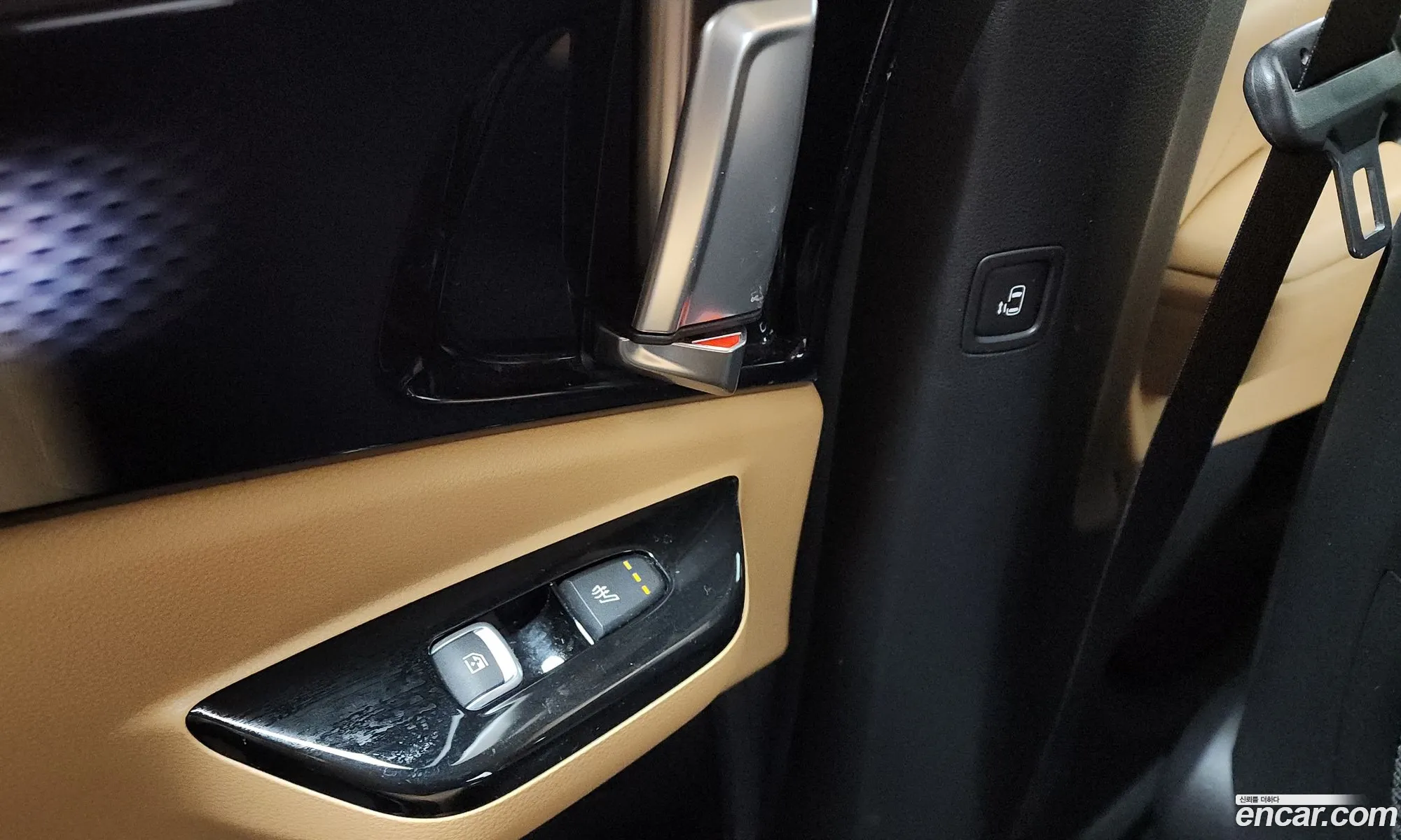 Kia Carnival 2020 KNANE81BBMS027168 — 16