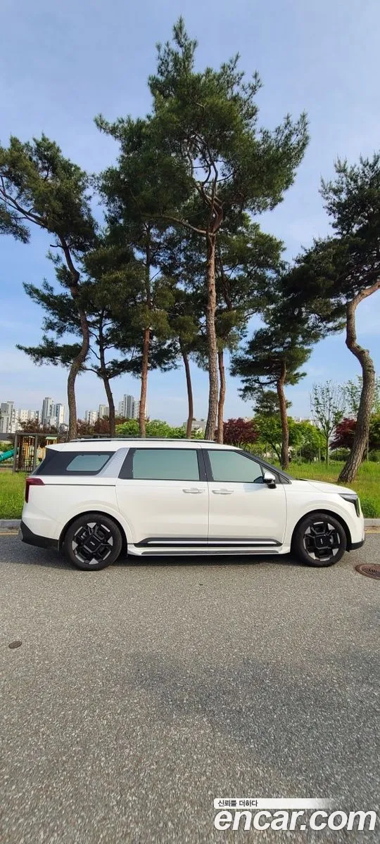 Kia Carnival 2024 — 11