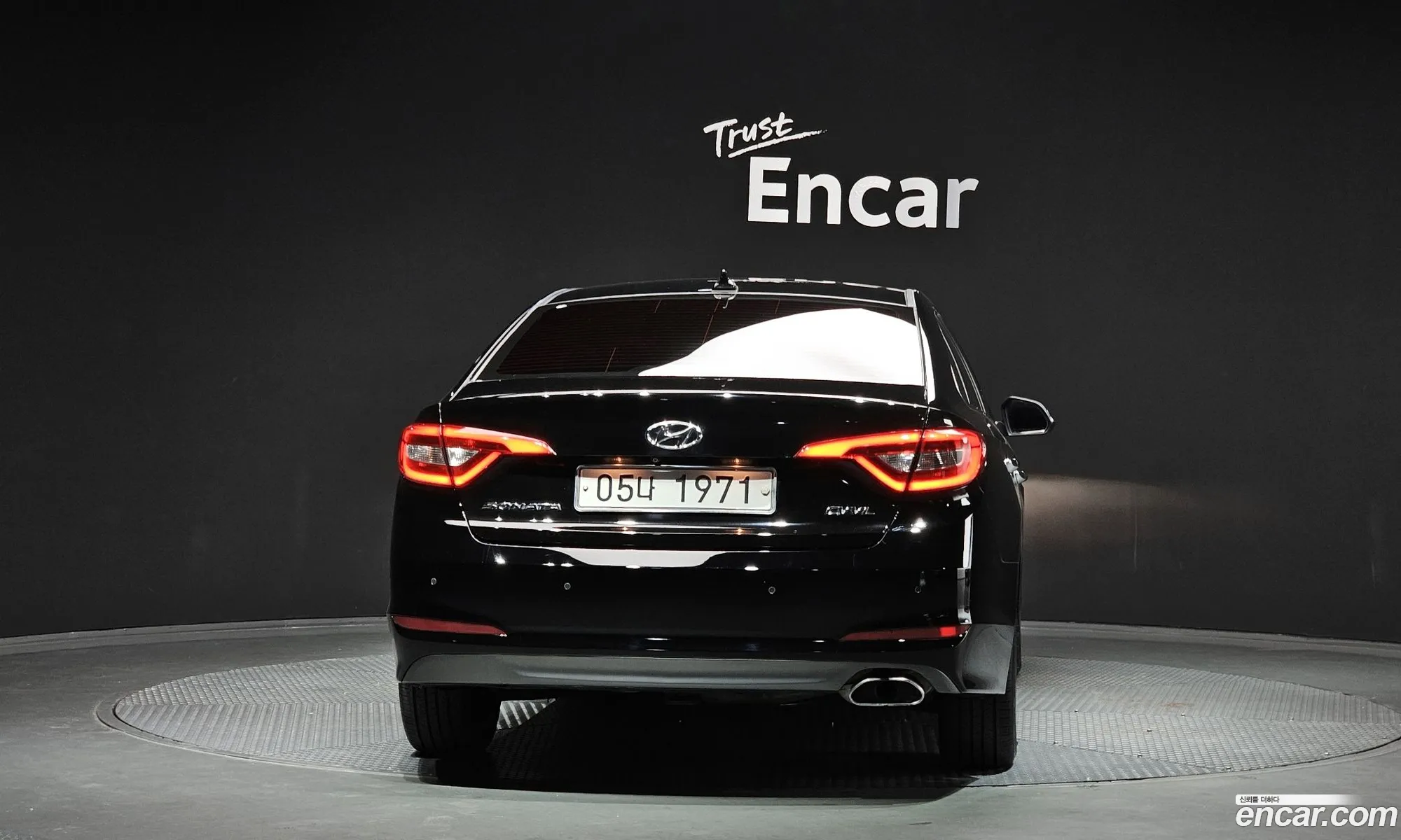 Hyundai LF Sonata 2014 — 2