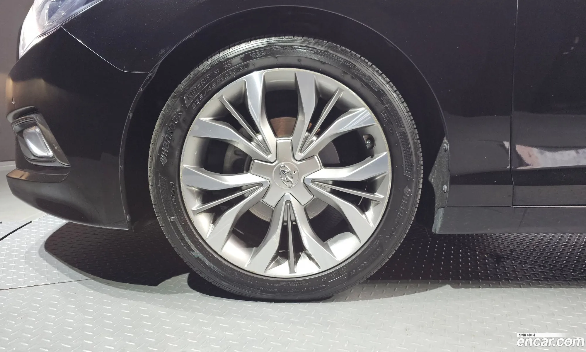 Hyundai LF Sonata 2014 — 14