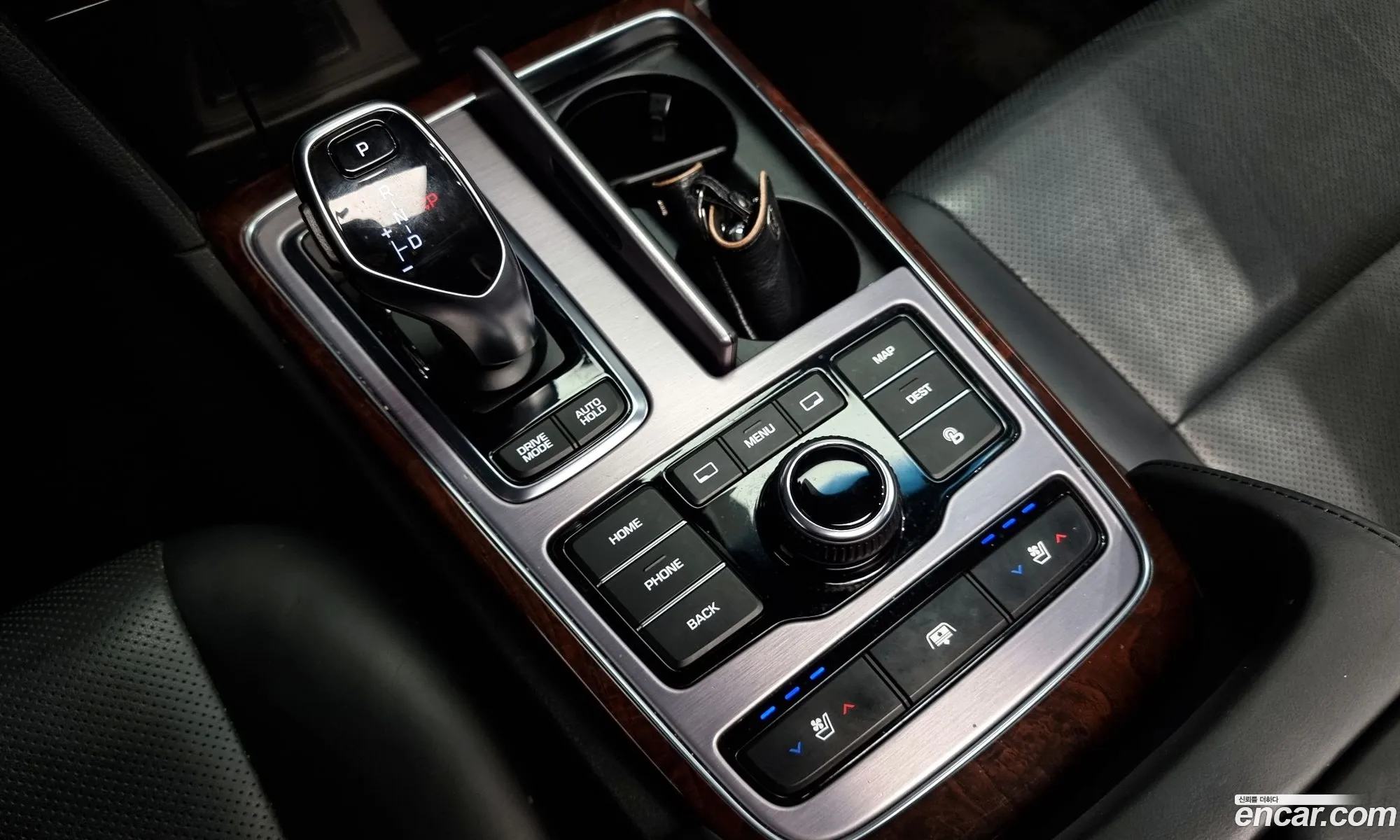 Hyundai Equus 2013 — 5