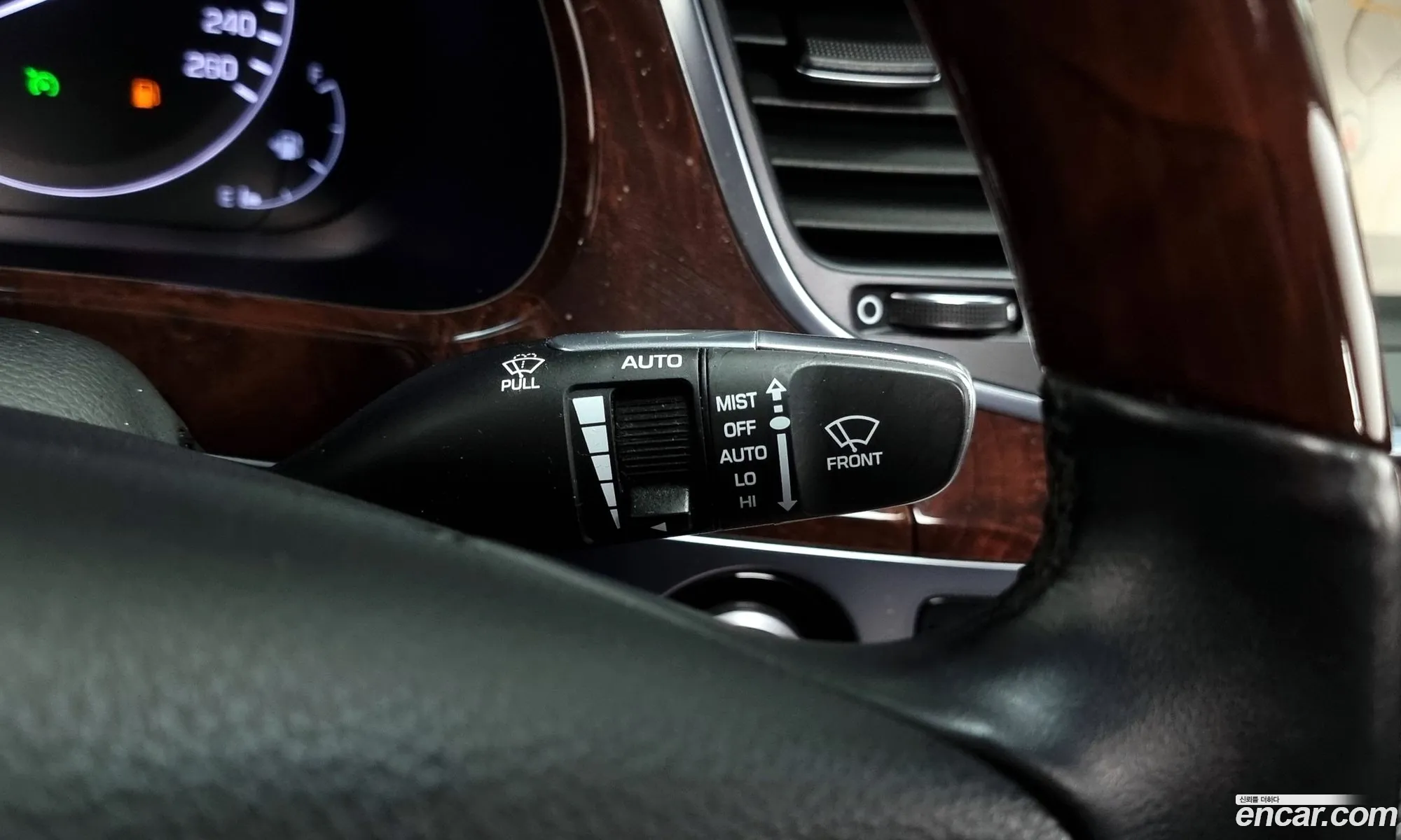 Hyundai Equus 2013 — 10