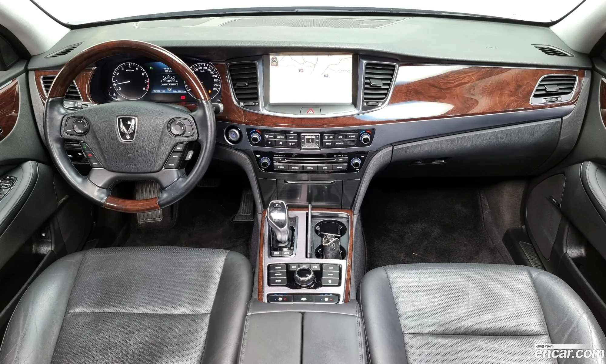 Hyundai Equus 2013 — 14