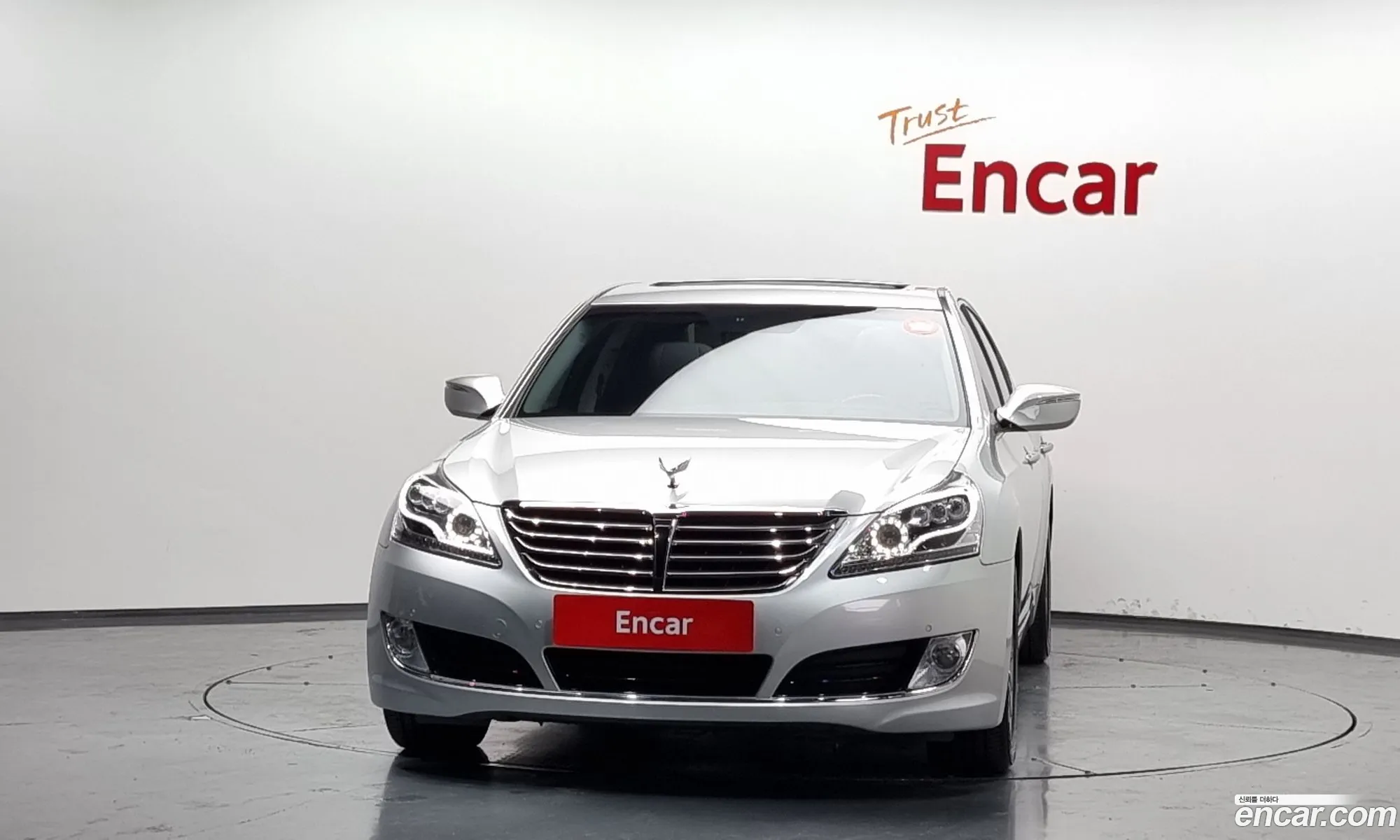 Hyundai Equus 2013 — 18
