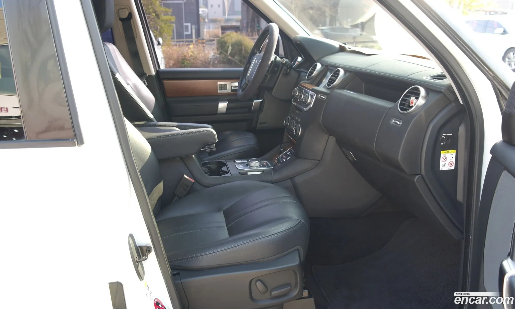 Land Rover Discovery 4 2016 — 12